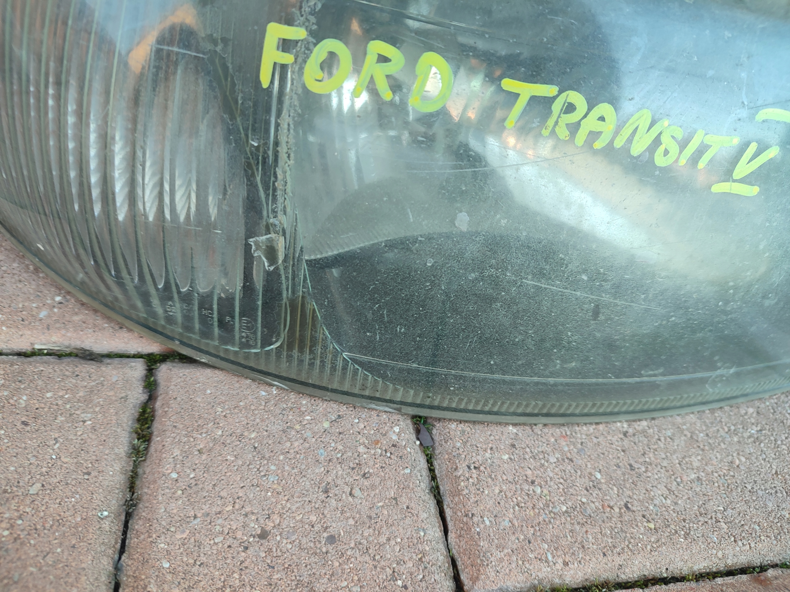 light right front front Ford Transit V