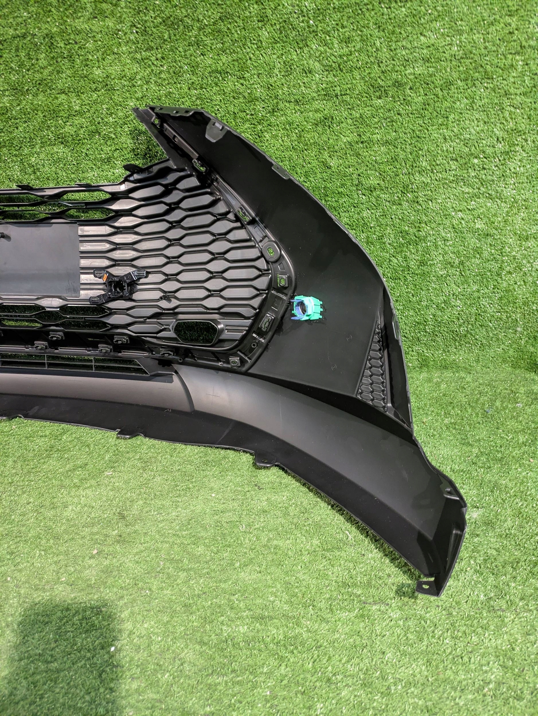 grid spoiler bumper front TOYOTA C-HR II NR.Z8897