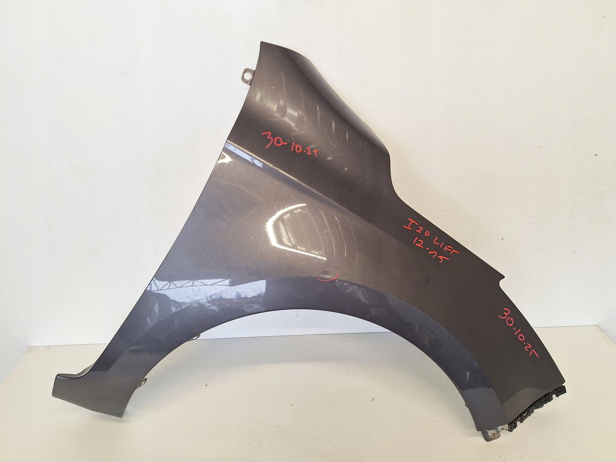 HYUNDAI I20 LIFT 12-15 parafango Destra