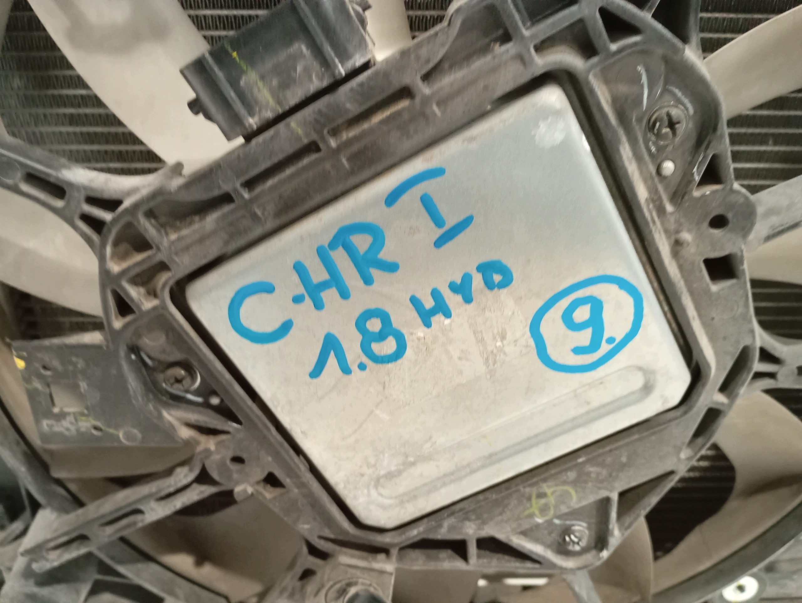 radiatore Radiatore / Raffreddatore TOYOTA CHR e 1,8HYB