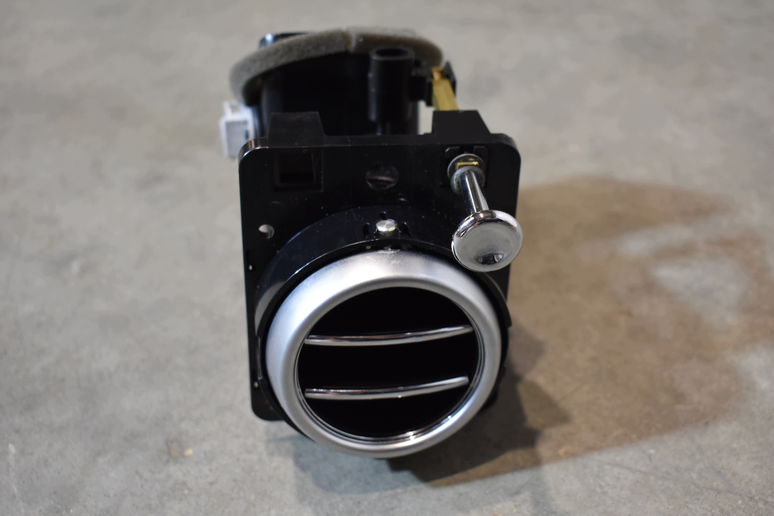 IDEALNA grid air conditioning devices rear part rear BENTLEY FLYING SPUR GTC 1