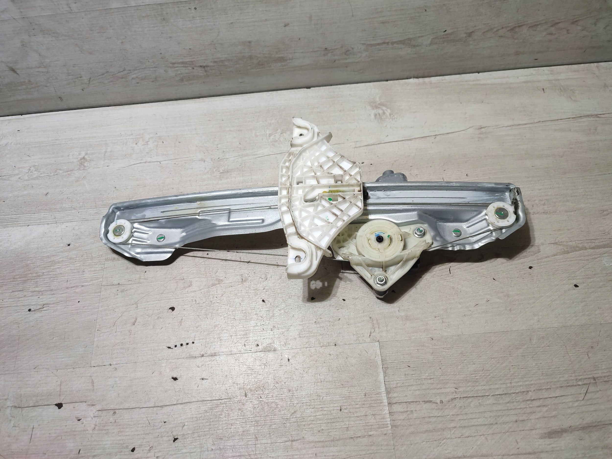 Hyundai Kona and 2018 rear part side left window regulator