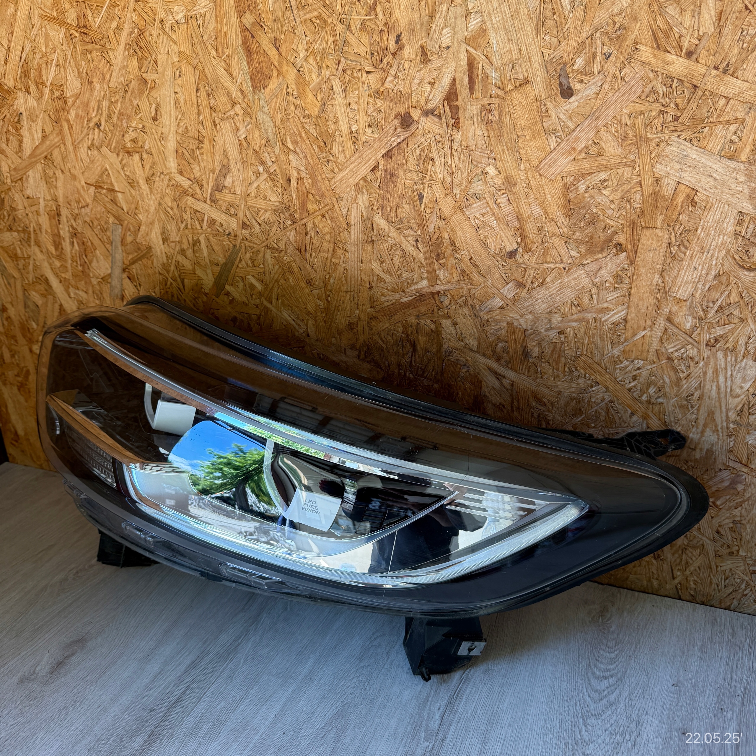 light front left RENAULT KADJAR FULL LED 260600681R