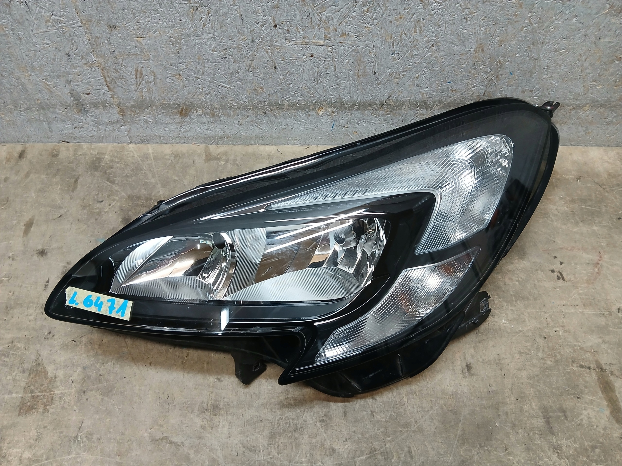 light front left OPEL CORSA E 39108222