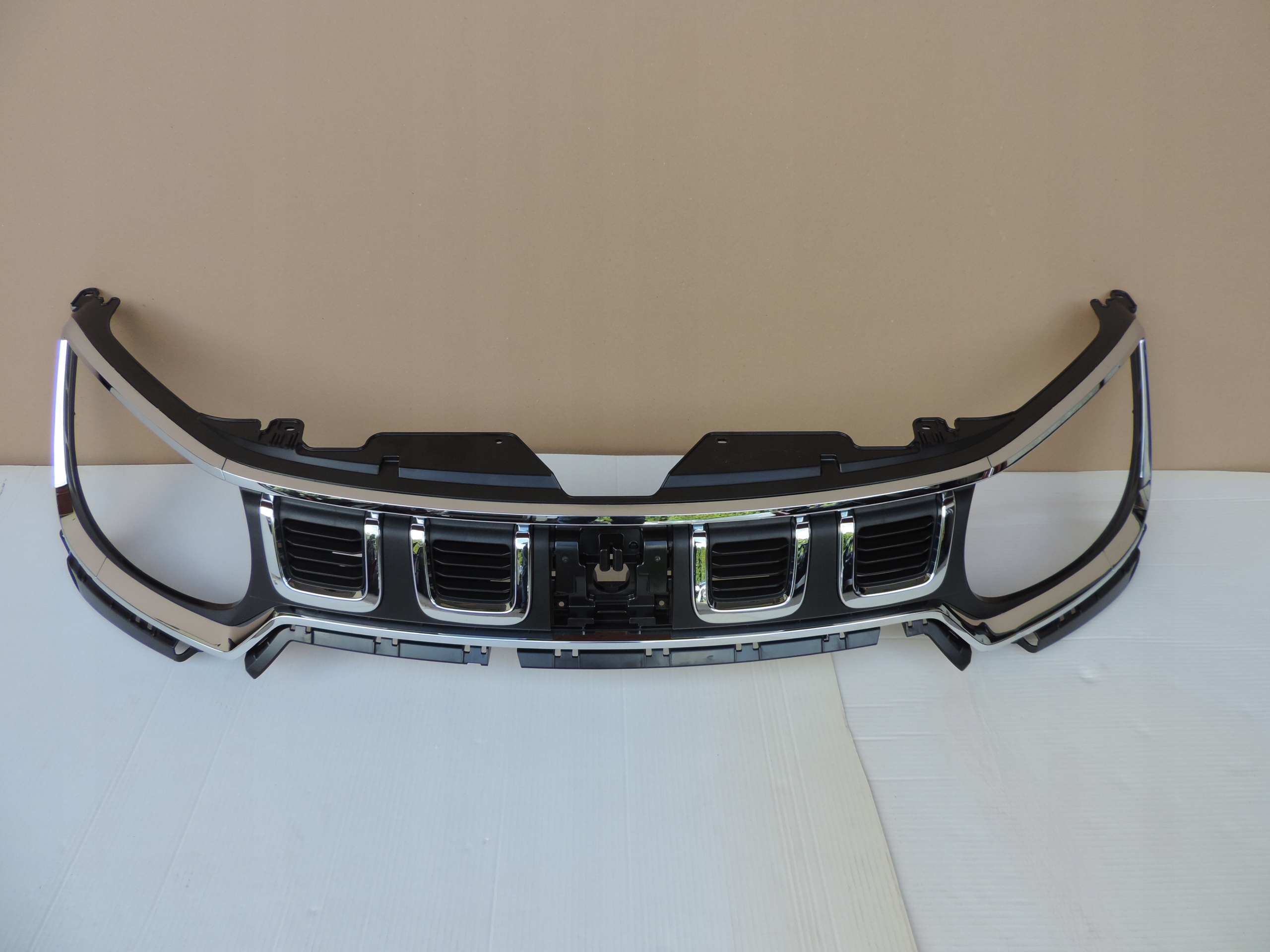 Suzuki Ignis I FH Kühlergrill FRONTGRILL Kühlergitter 7211273S0 - Thumbnail 1