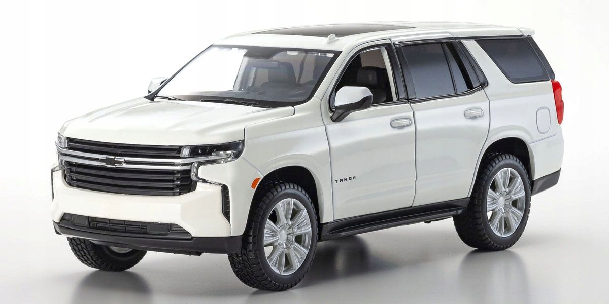 Chevrolet Tahoe 2021 Bílá White Maisto 1:26 31533 Kovový Model Auta