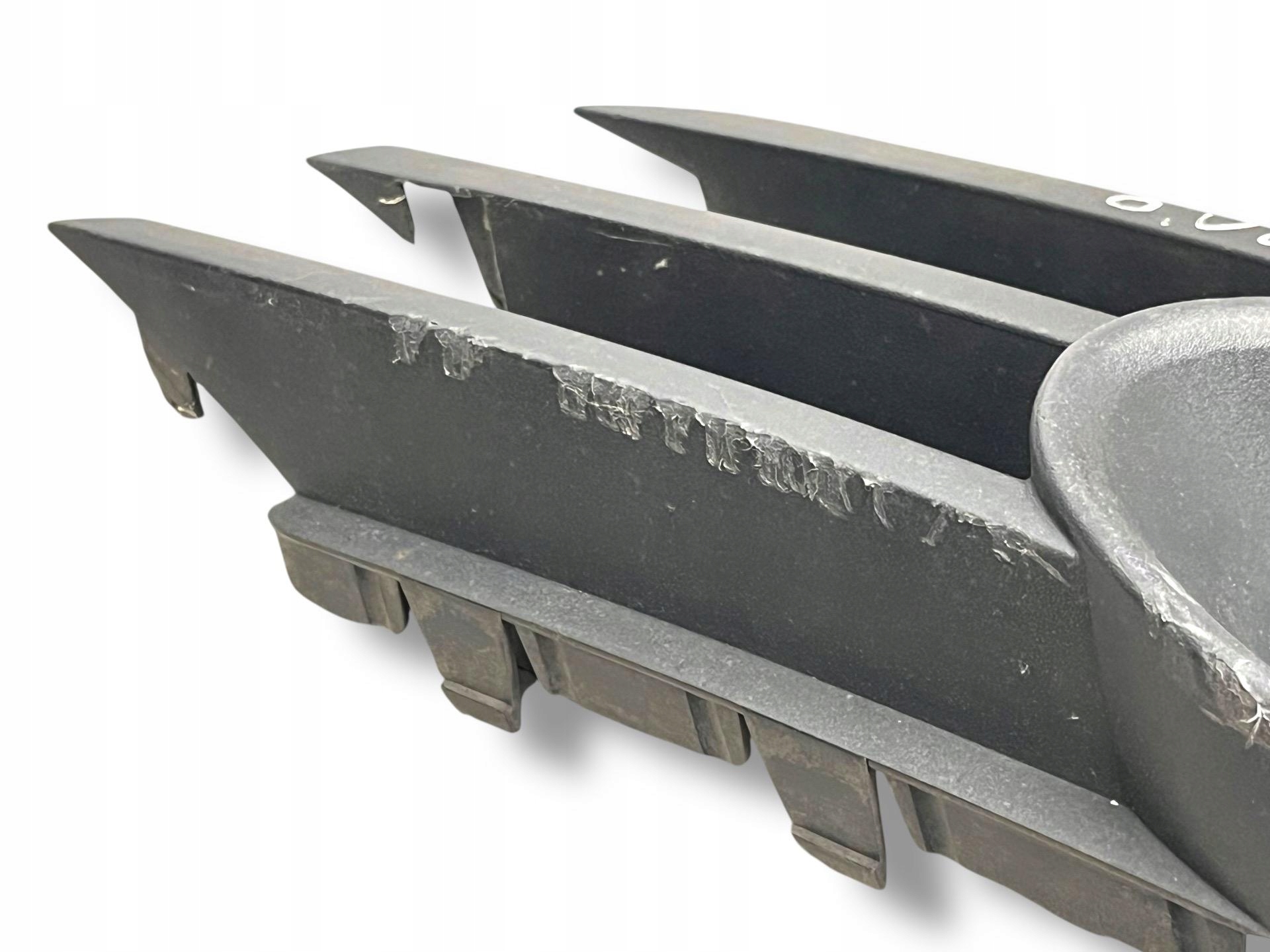 side grid of a bumper left side Opel Vectra C facelift 2008 13182924