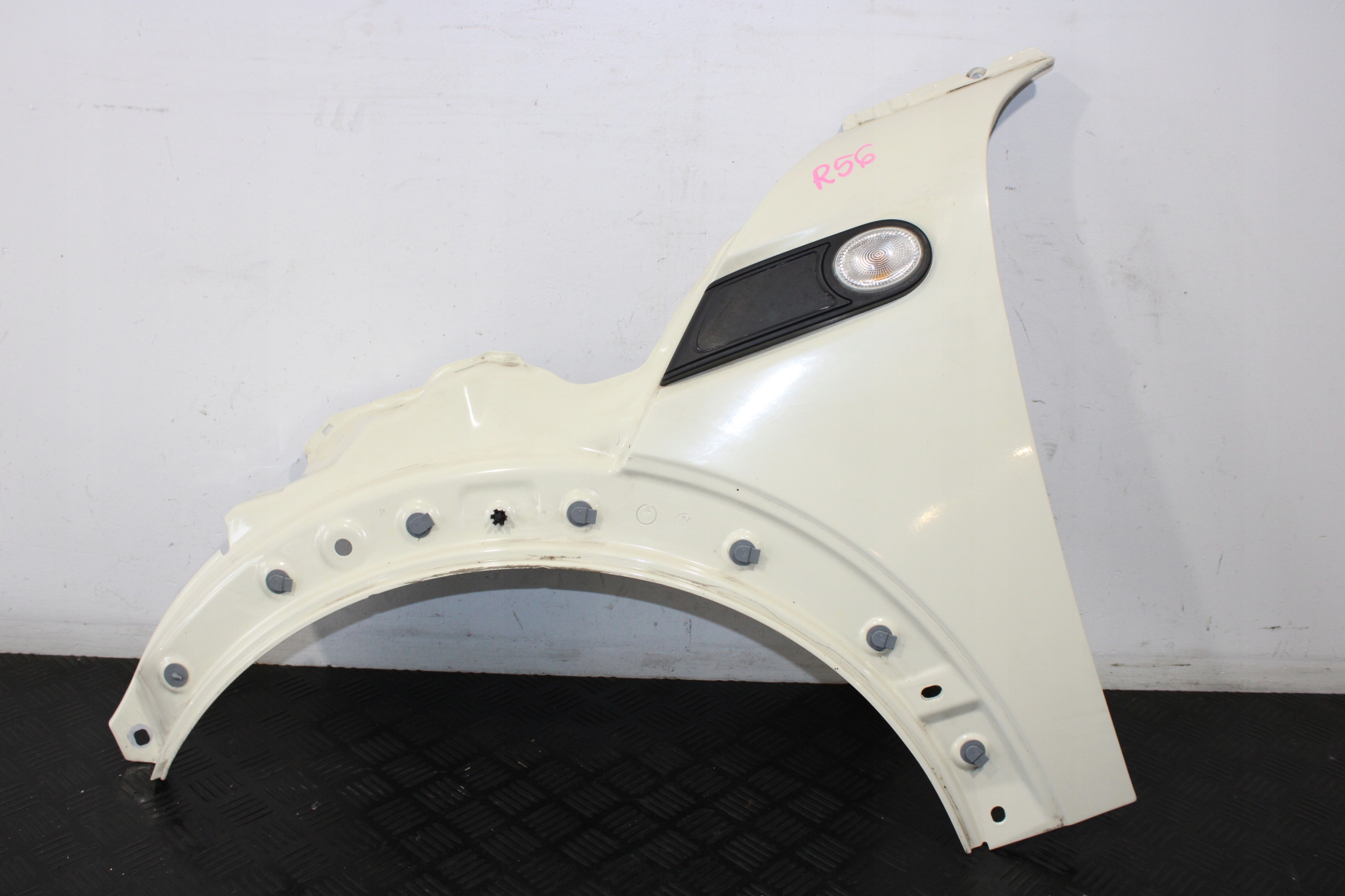 PARAFANGO SINISTRA ANTERIORE MINI COOPER R56