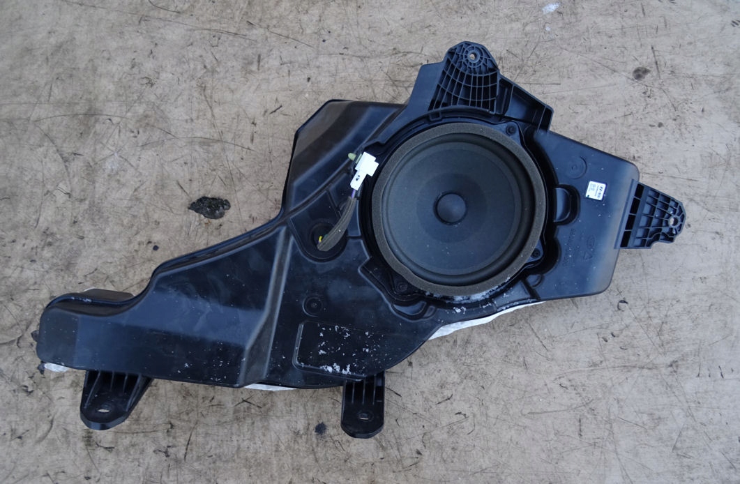 KIA SPORTAGE IV subwoofer głośnik tuba