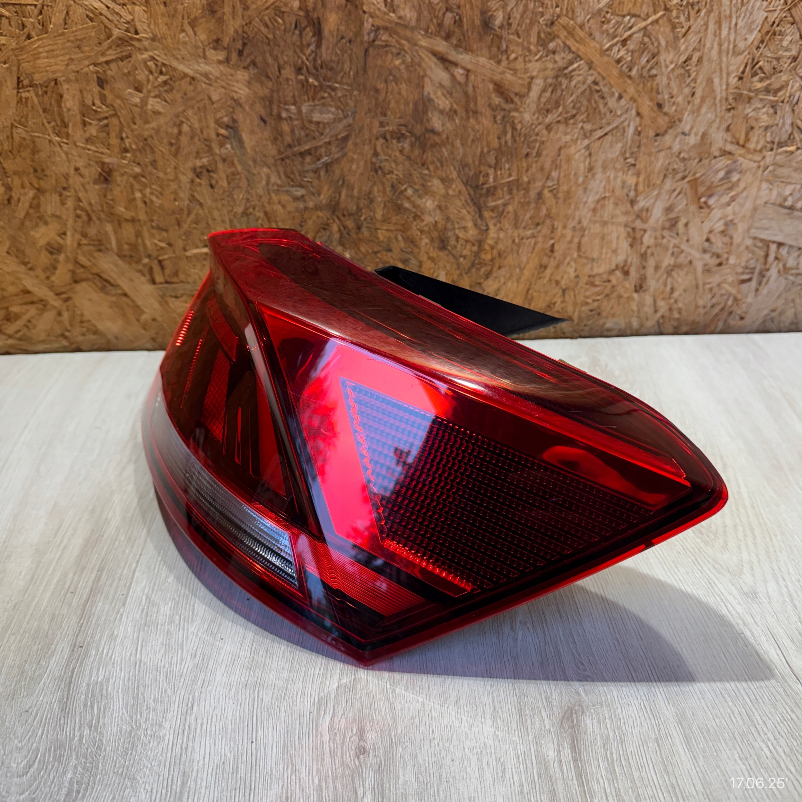 light rear right VW VOLKSWAGEN T-ROC 2GA945096A