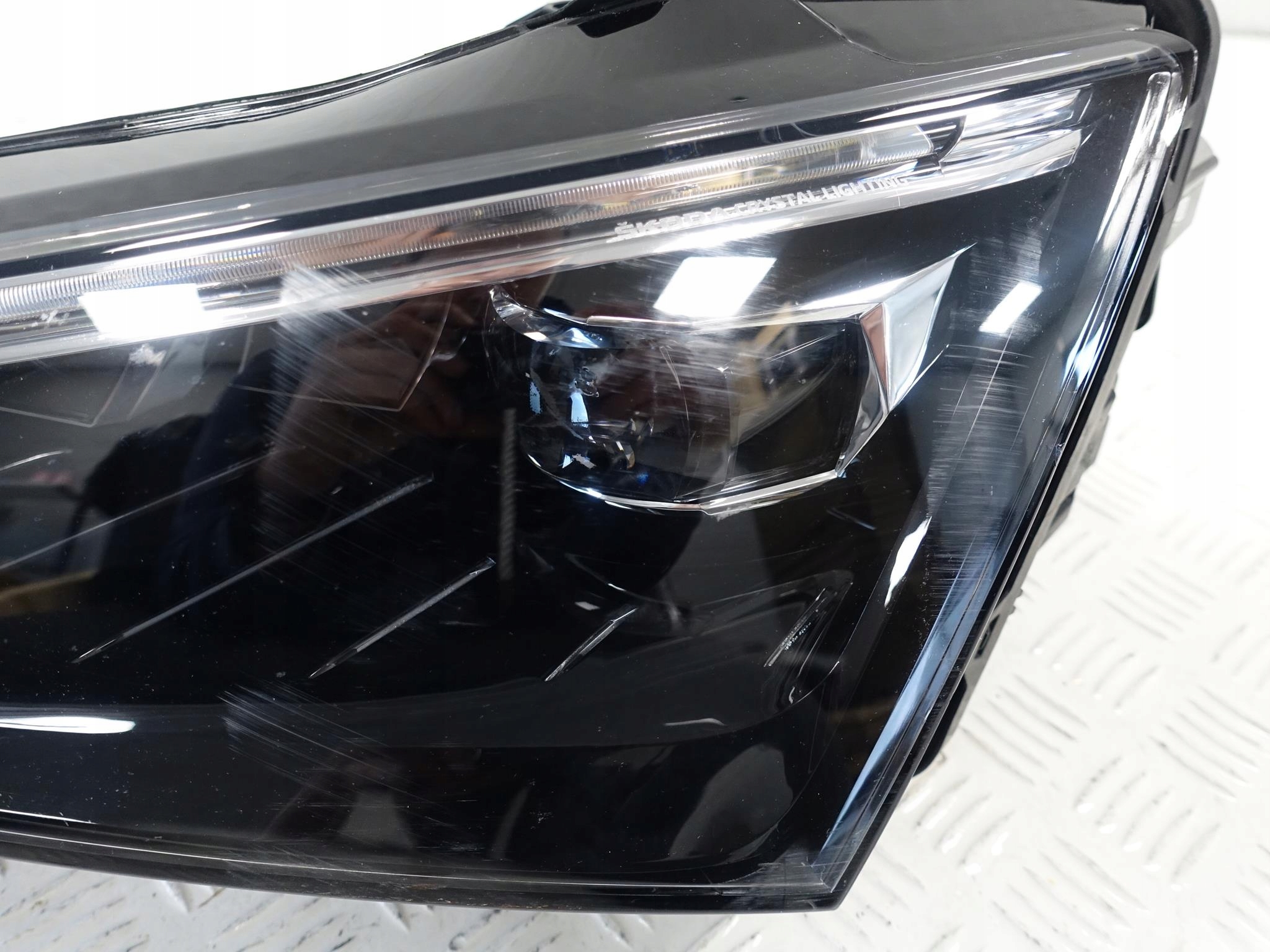 SKODA SCALA 657 FULL LED left EU front light