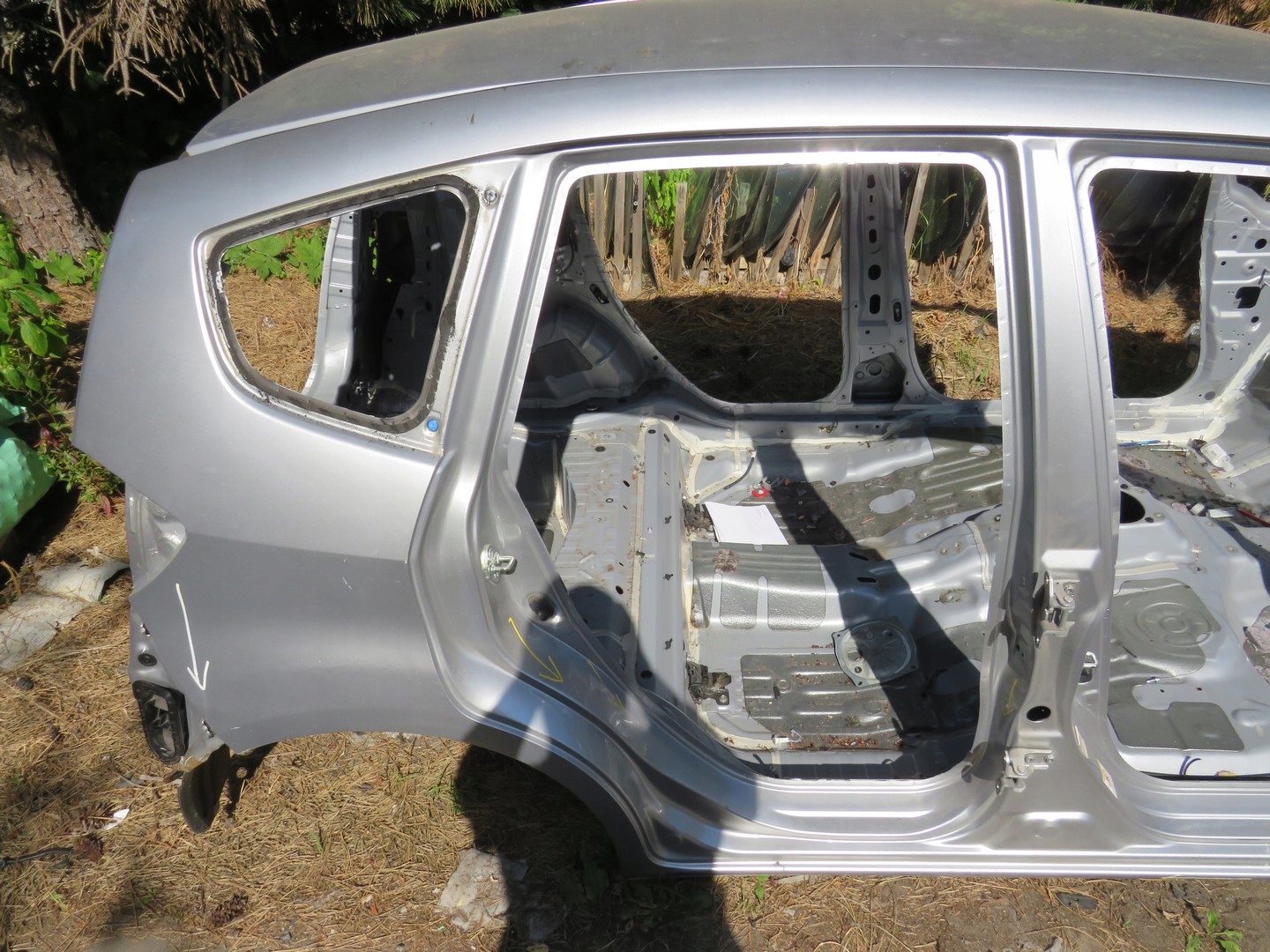 ĆWIARTKA BŁOTNIK PRAWY TYŁ JAZZ III