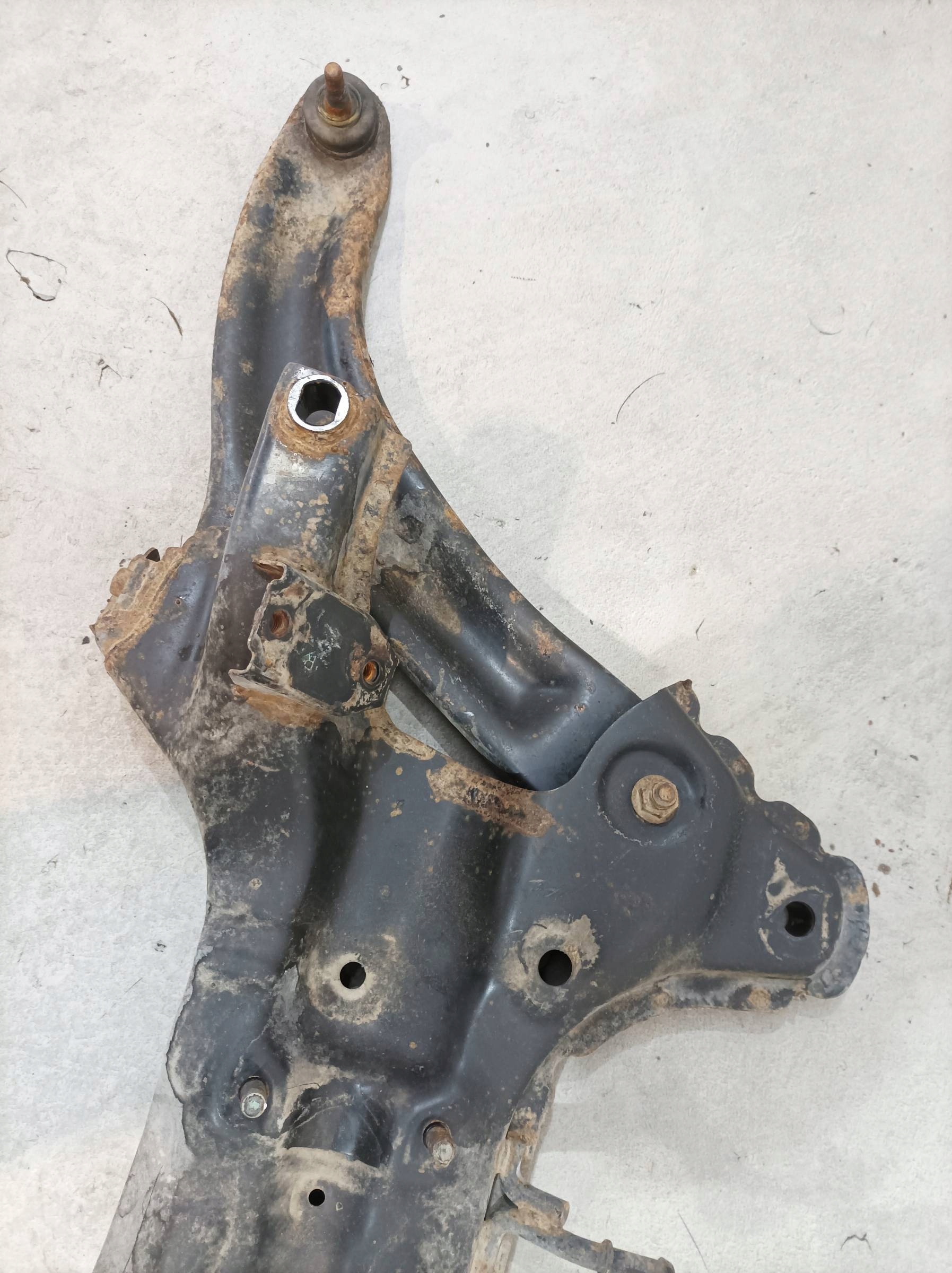 axle beam springing front arm Hyundai i20 and (2008-2014)