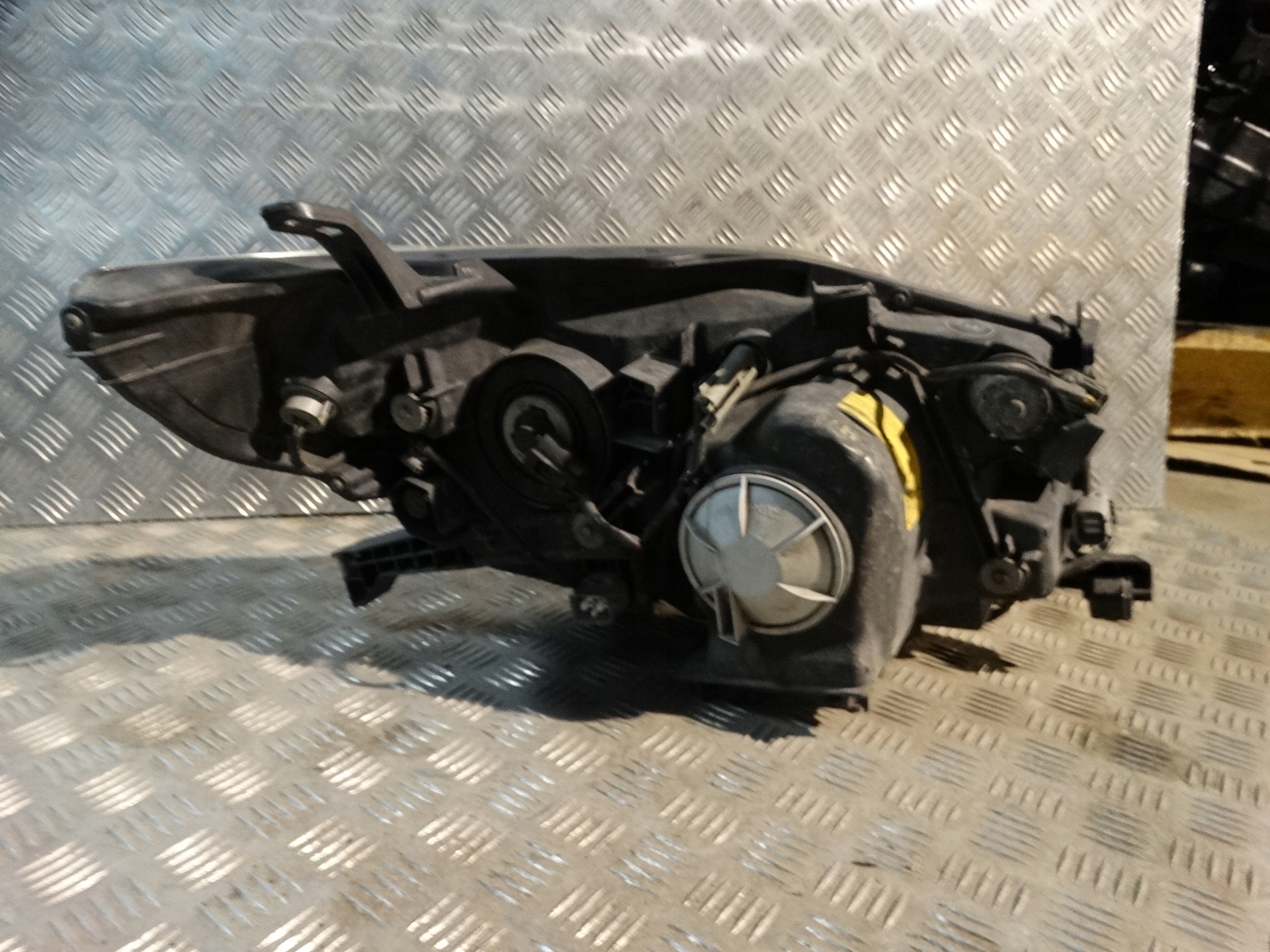 light front left XENON TOYOTA LAND CRUISER 1