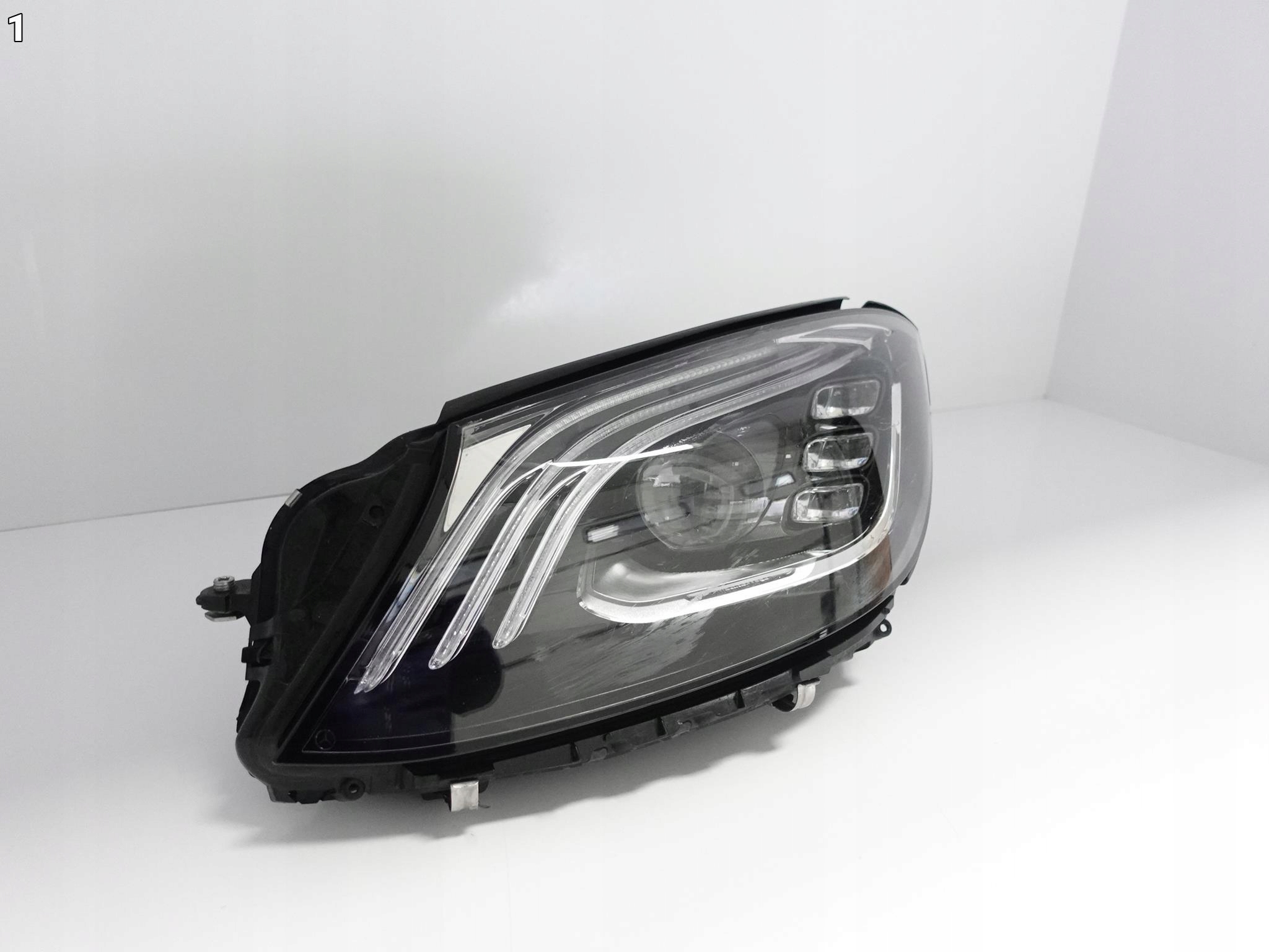 MERCEDES S W222 LIFT 17-20 FULL LED MULTIBEAM LEWA Strona zabudowy lewa