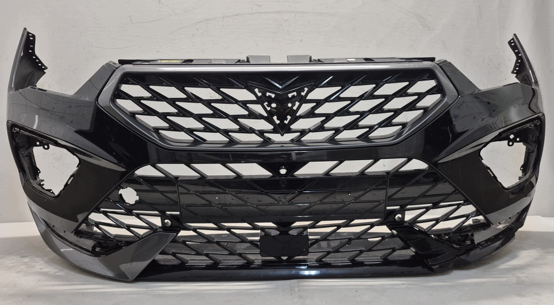 CUPRA ATECA LIFT 575 20- bumper front front grid grill PDC 575807221