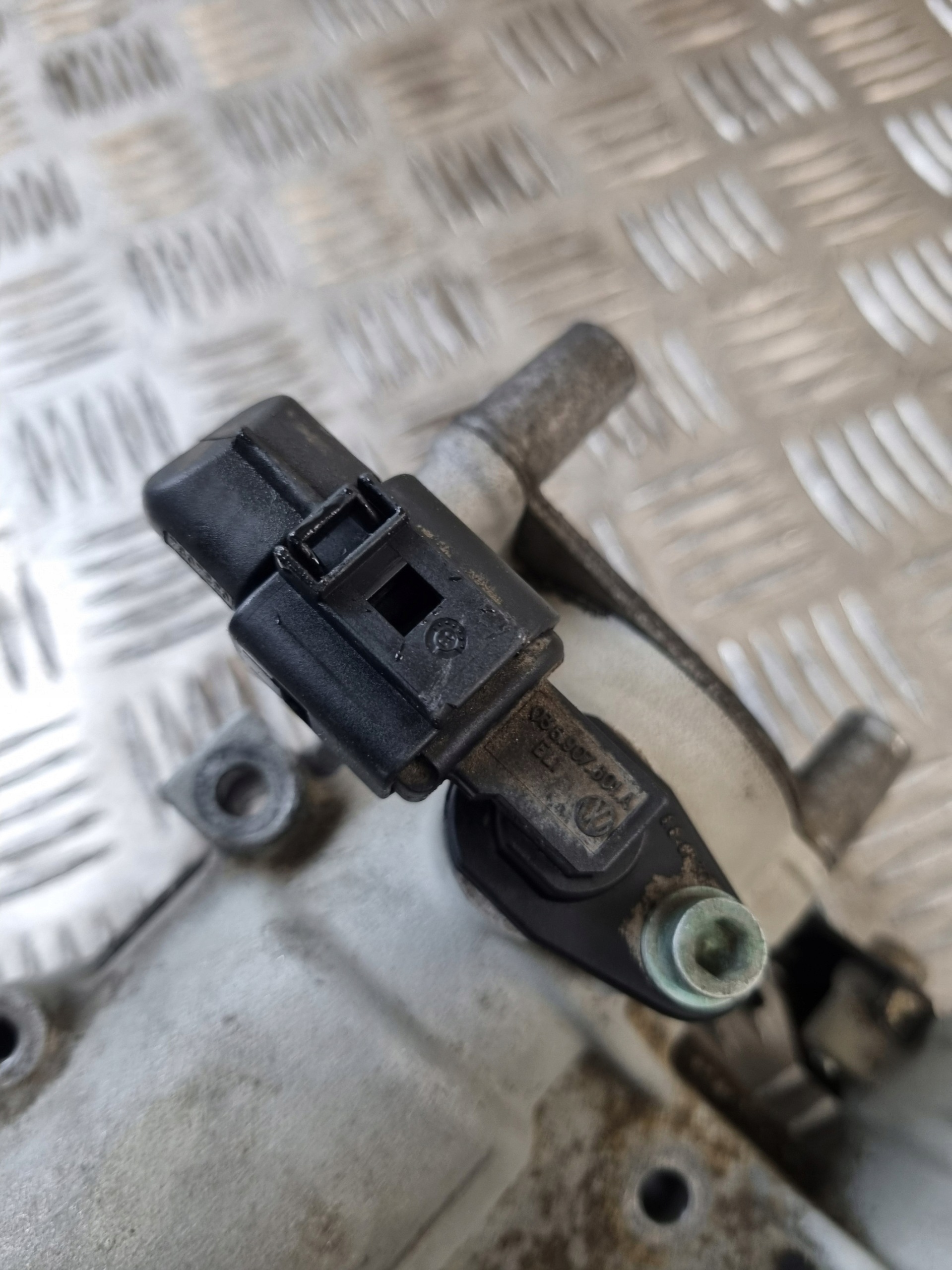 kryt ventilů obal vačky SEAT LEON 1.6B