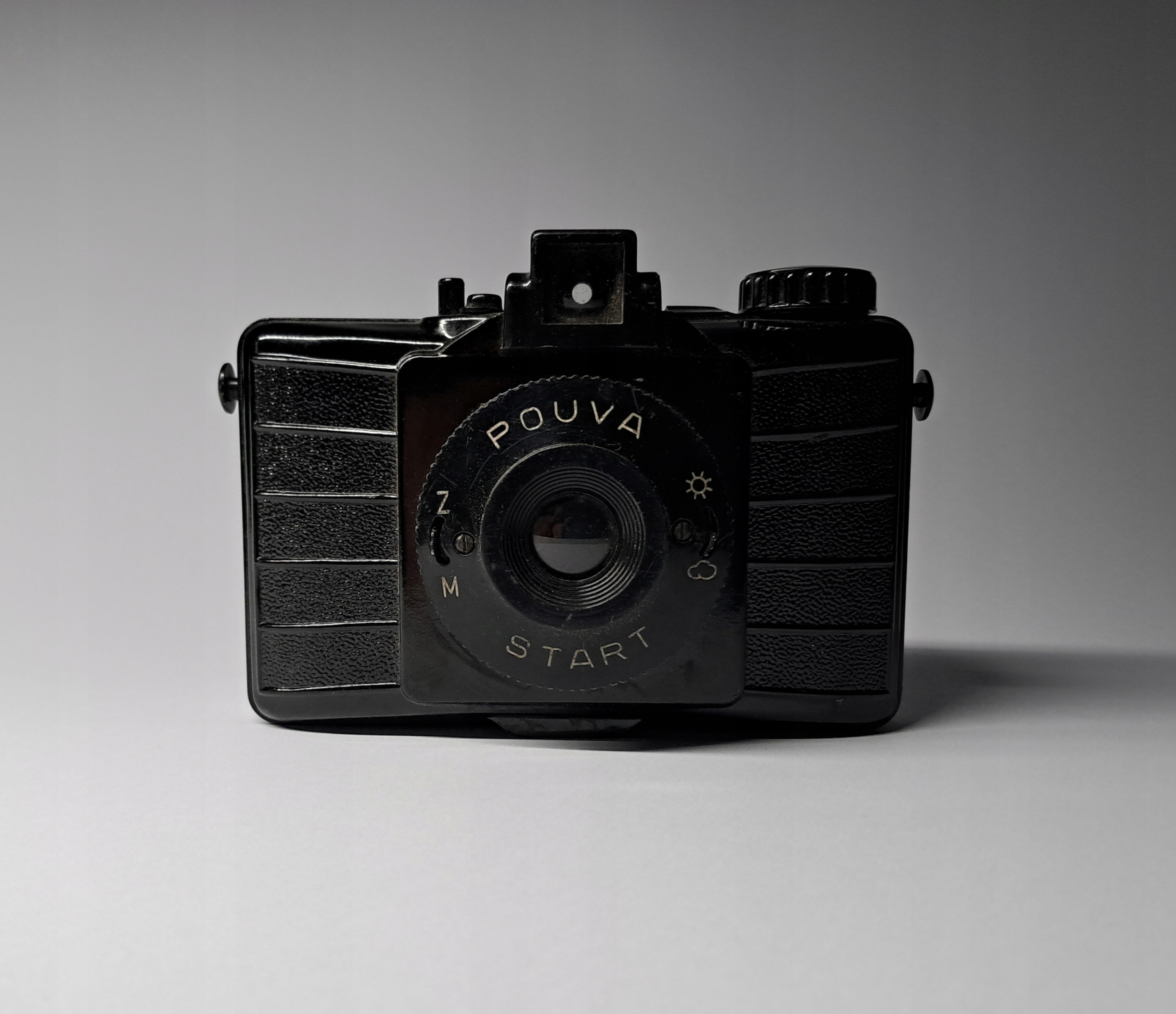 ドイツ製中判カメラ パウファ スタート POUVA Start 中判カメラ