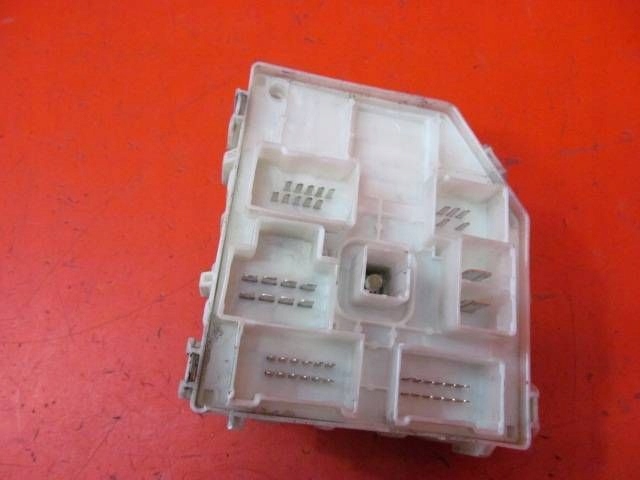 TOYOTA RAV4 RAV 4 II 2 XA20 2.0 D-4D 1CD-FTV Module Module fusibles