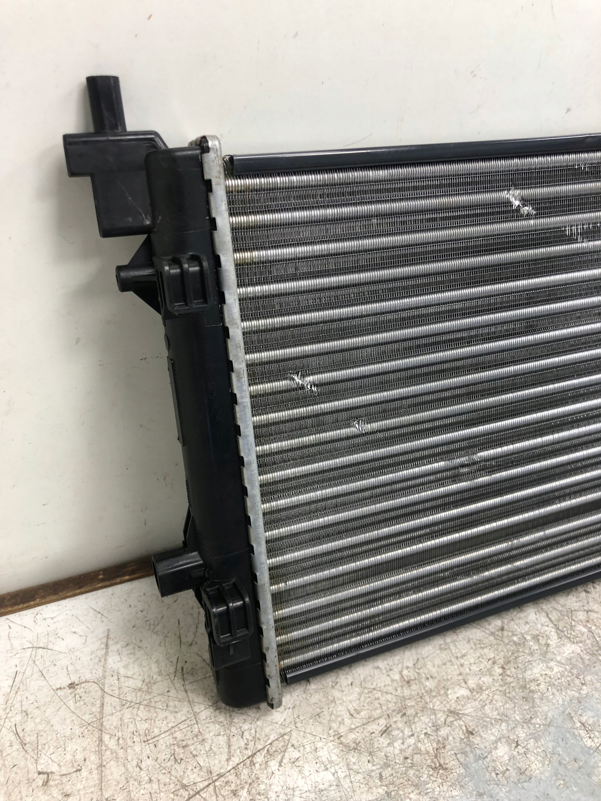 intercooler radiator HAJUS 1211137 VW POLO 6R