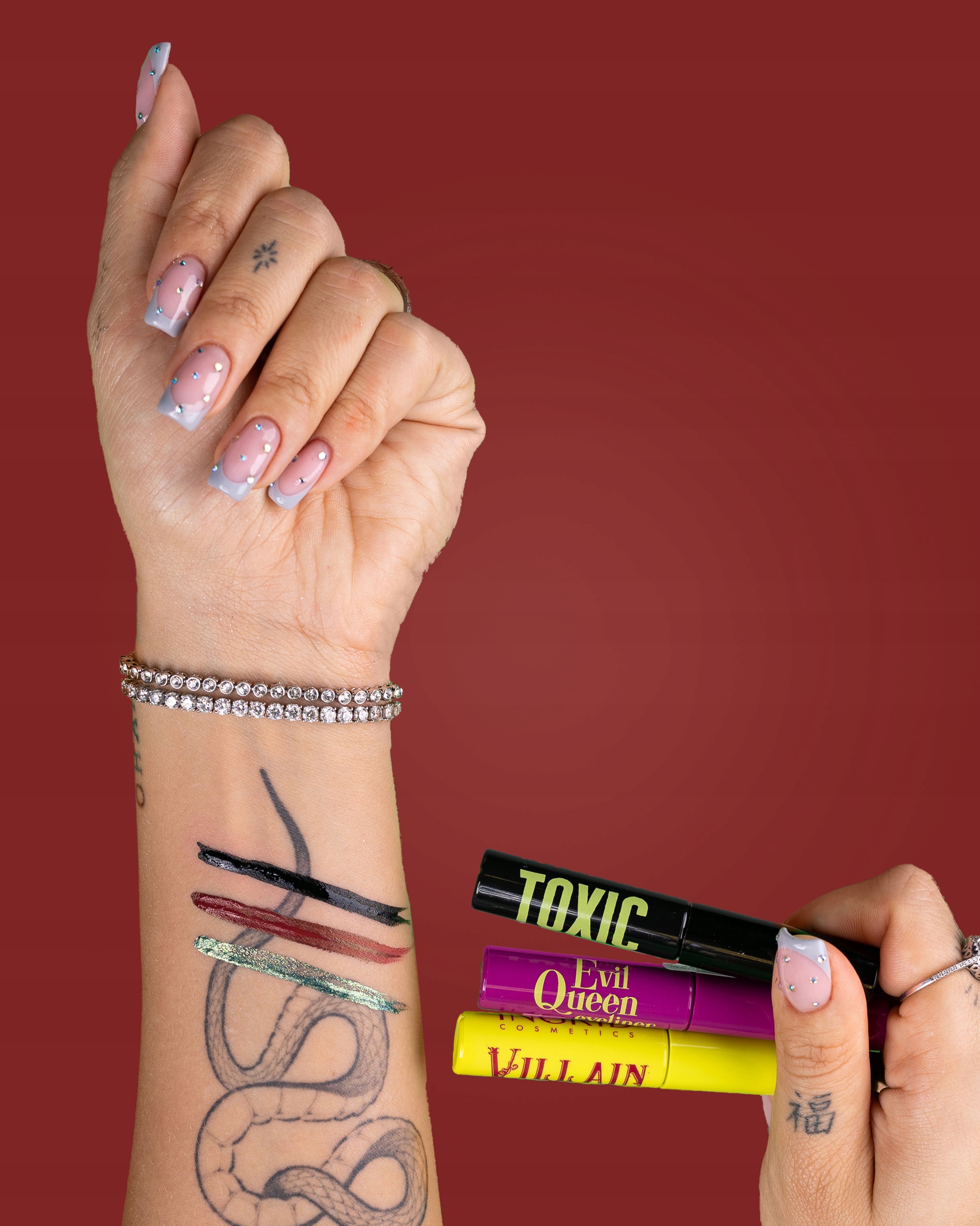 INGRID COSMETICS ZESTAW TOXIC PALETA CIENI + EYELINER Stan opakowania oryginalne