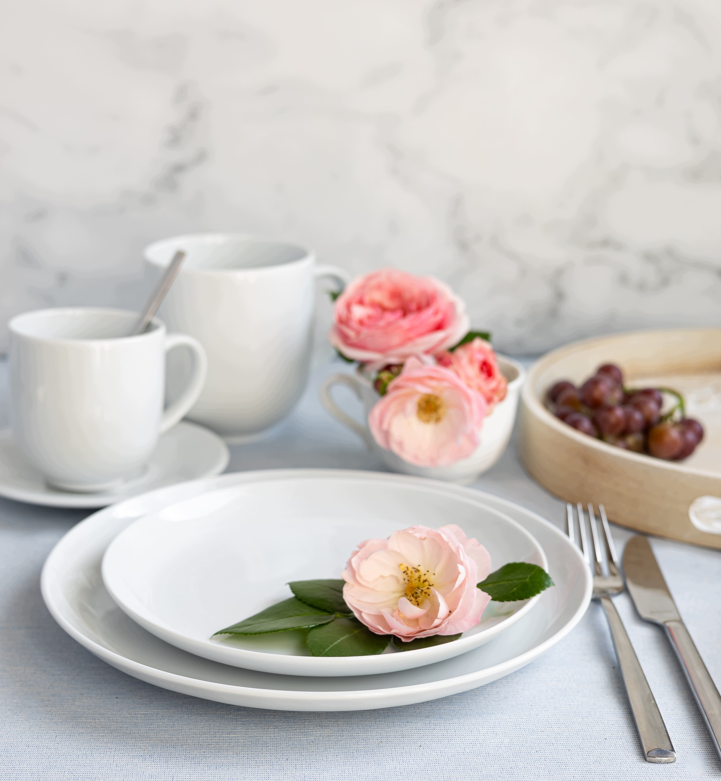 Lubiana Home Serwis obiadowo kawowy 108 el 18 osób biała porcelana