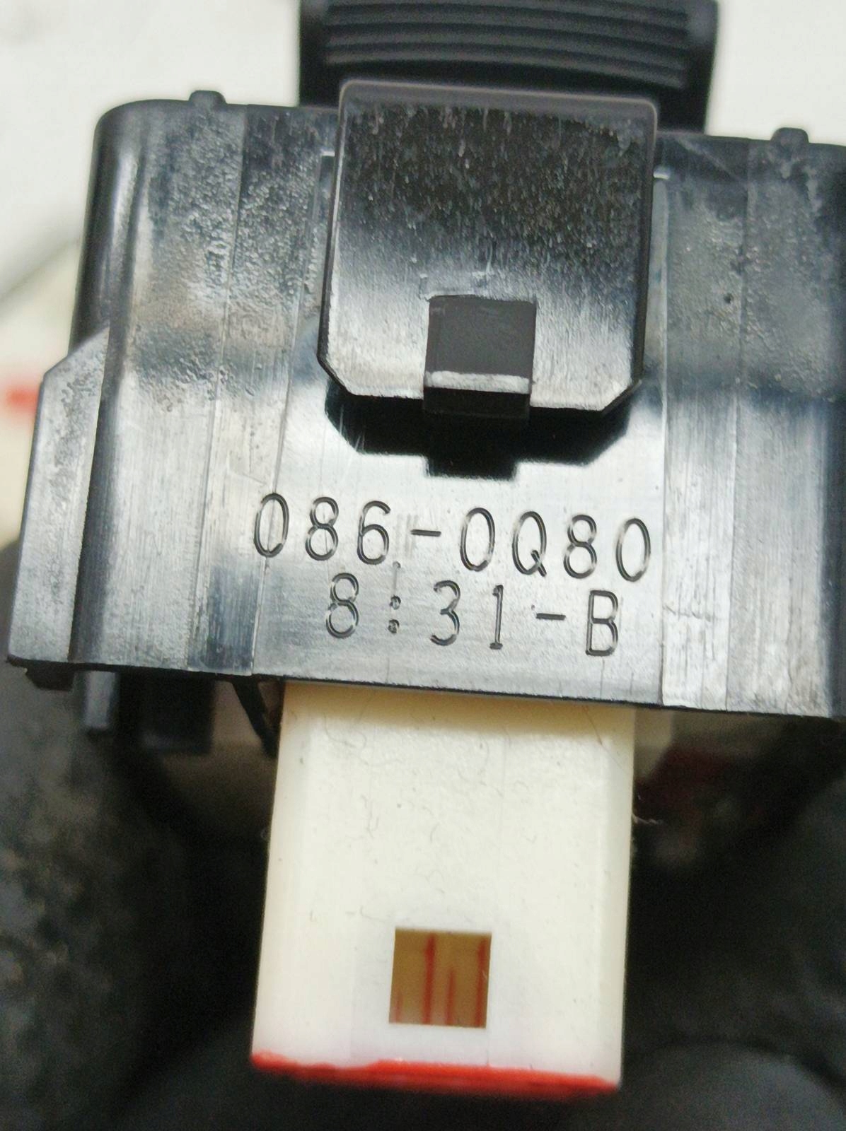 window control switch front left right E16 E18 515220 192801 Toyota Corolla XI