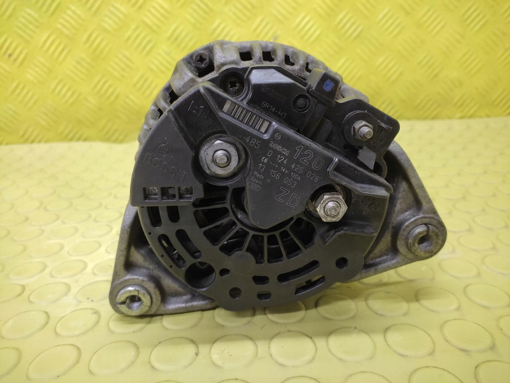 OPEL ASTRA H 1.4 alternator 0124425028