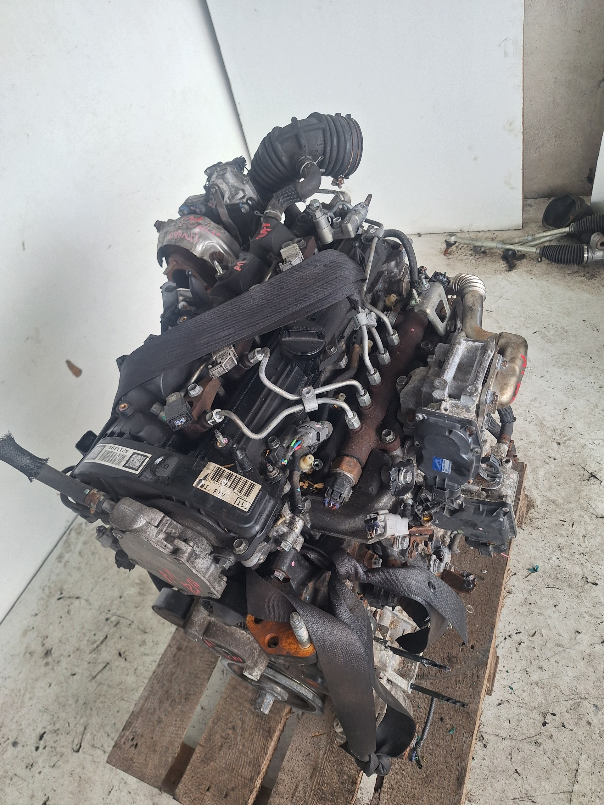 TOYOTA RAV4 IV 13-16 engine 2.0D-4D 1AD-FTV 125KM 91KW EUOR 5