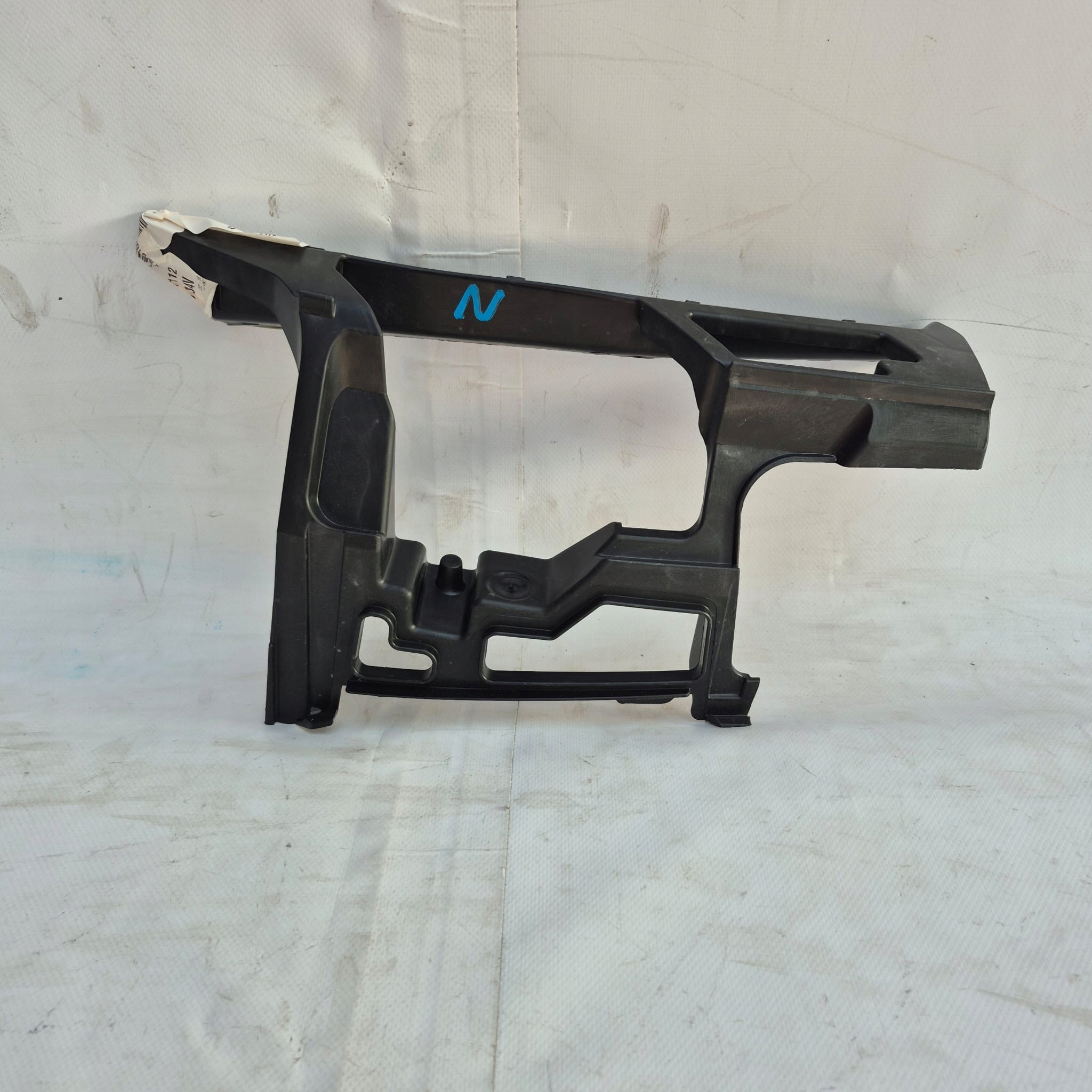 VW GOLF VI 6 -> support holder of a bumper right front front 5K0807724B