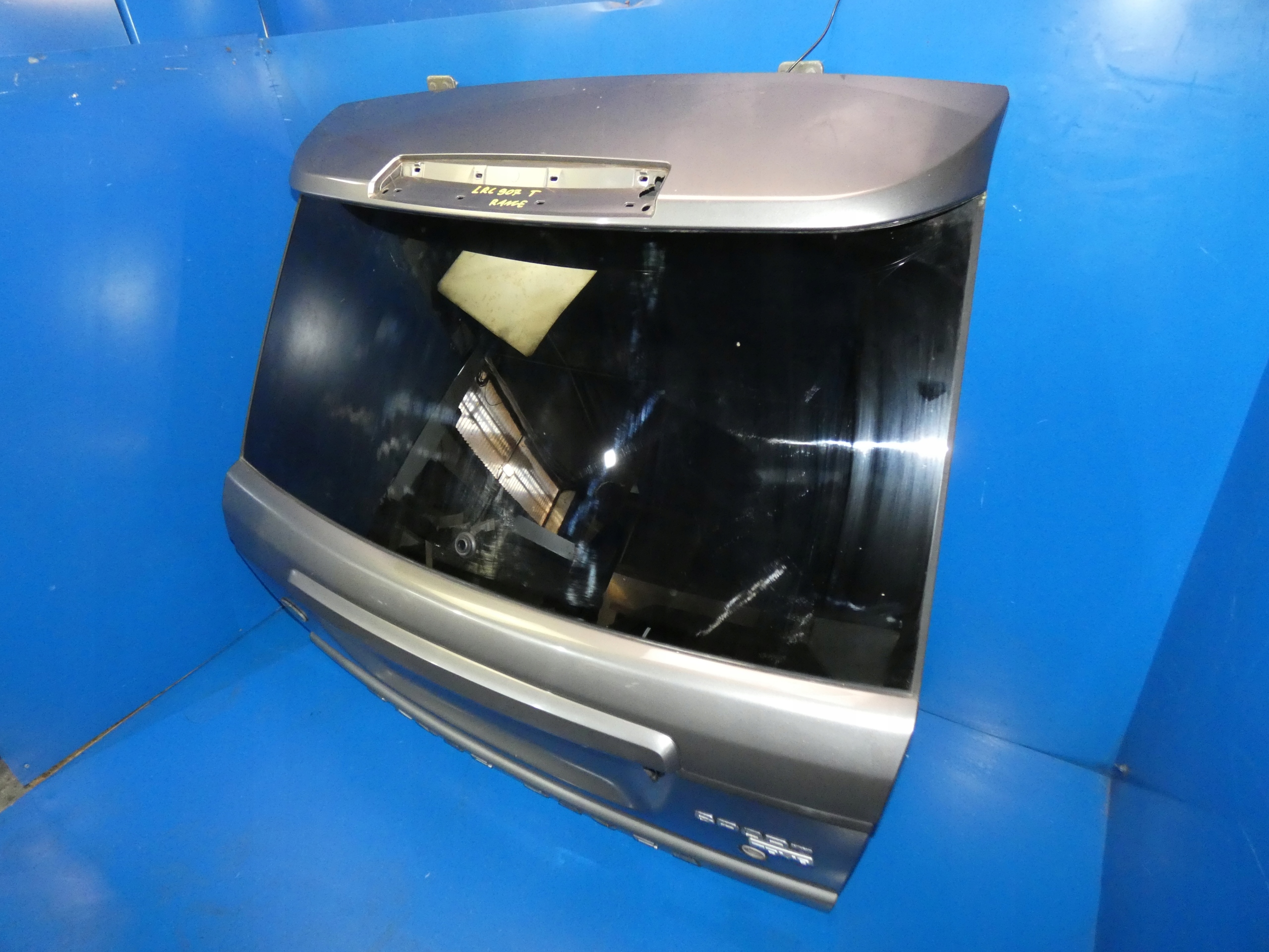 RANGE ROVER SPORT L320 trunk door boot rear part window