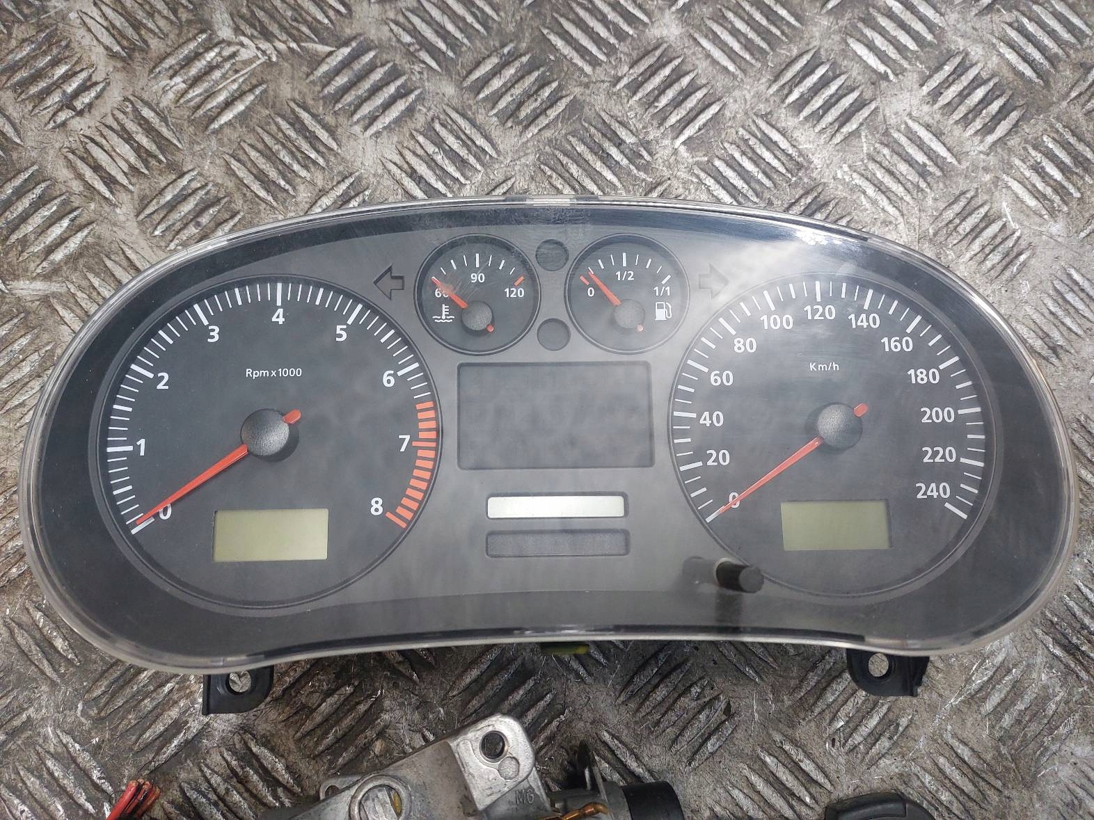 running board STARTOWY SEAT TOLEDO II 06A906019CB 1M0920820A 4B0905851C