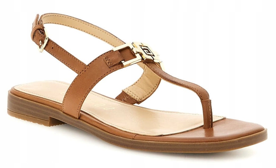 Guess hnědé dámské kožené žabkové sandály 37