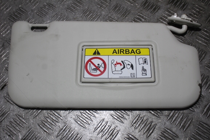 OSŁONA PRZECIWSŁONECZNA PRAWA FORD FOCUS III MK3 Waga produktu z opakowaniem jednostkowym 3 kg