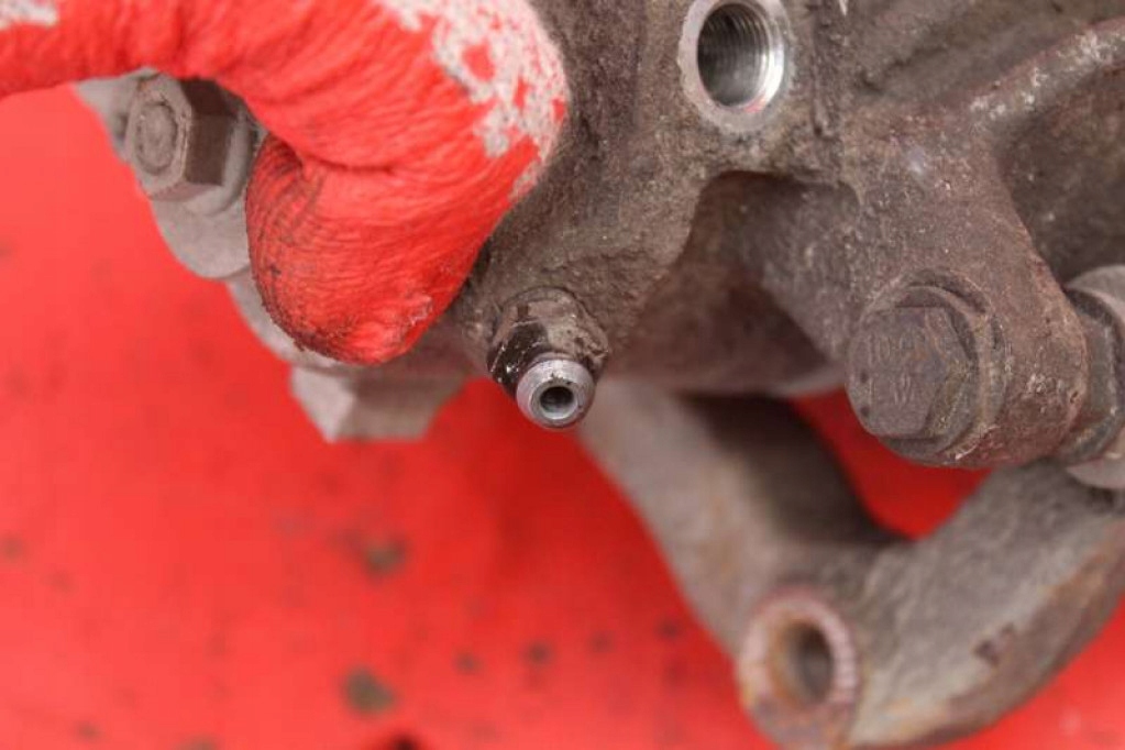 caliper brake left rear part SKODA RAPID 1.6 TDI 90 KM 12-17