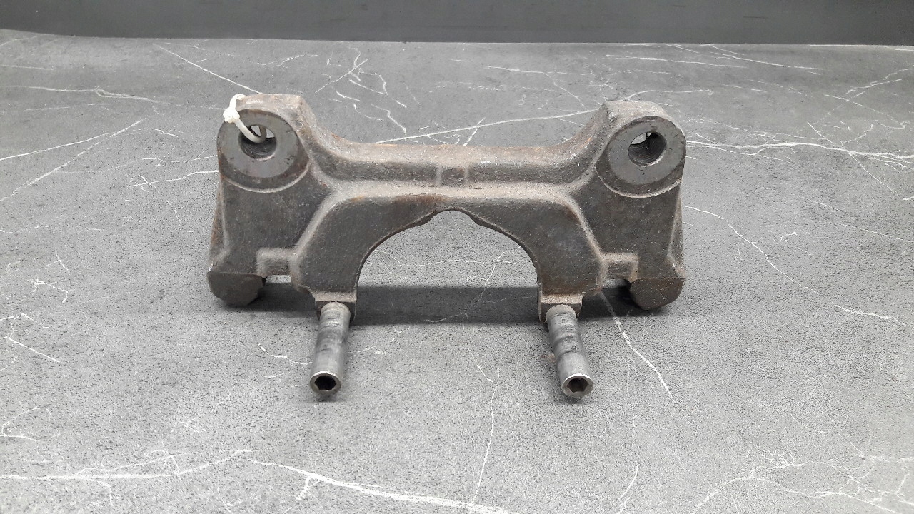 jarzmo audi a4 b6 2.4 lewy przod