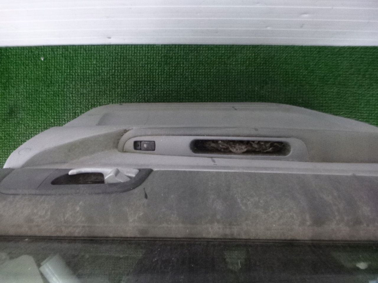 SSANGYONG RODIUS door rear. left complete rear part