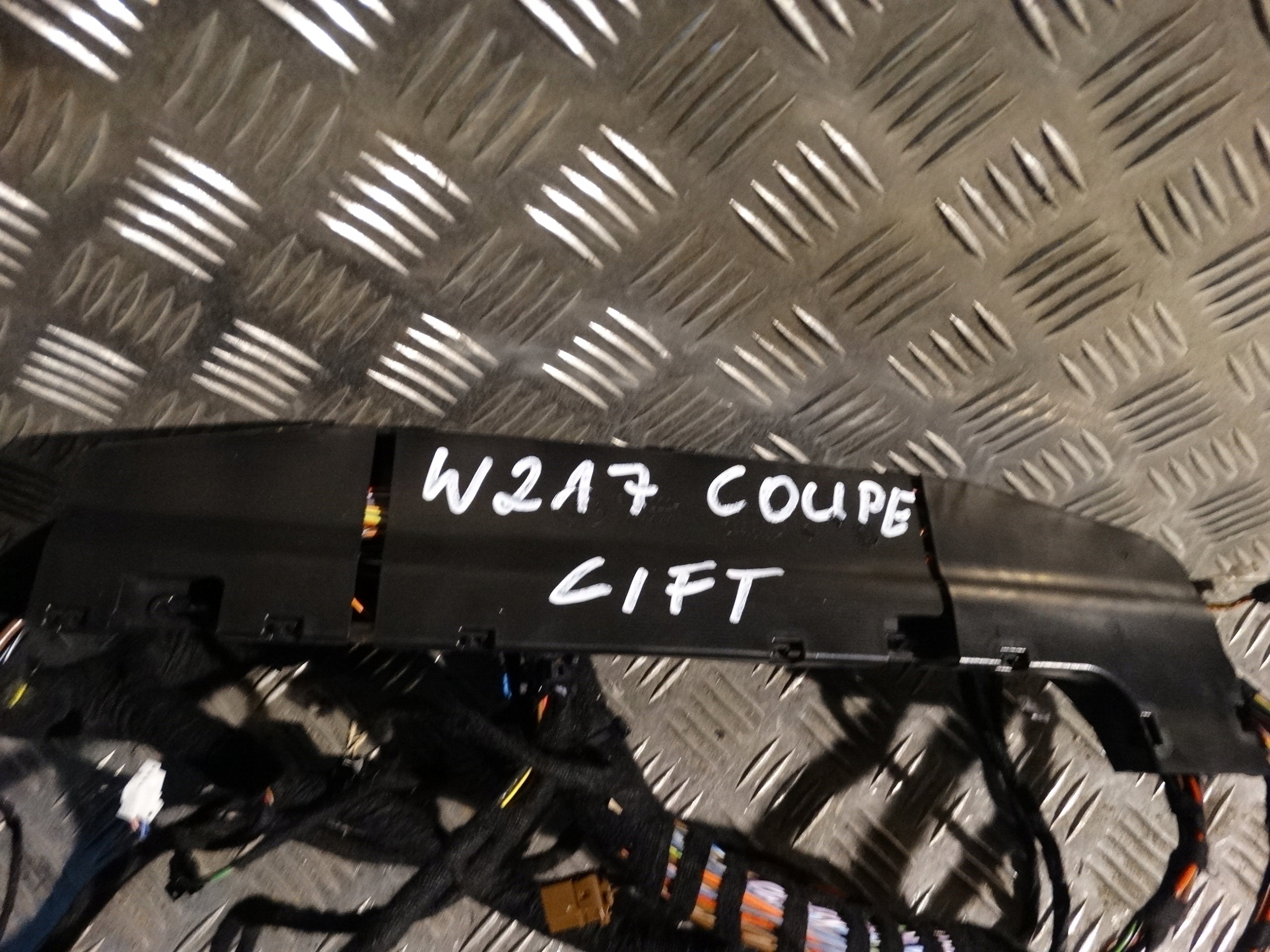 CÂBLAGE CONSOLE MERCEDES W217 COUPE LIFT 1