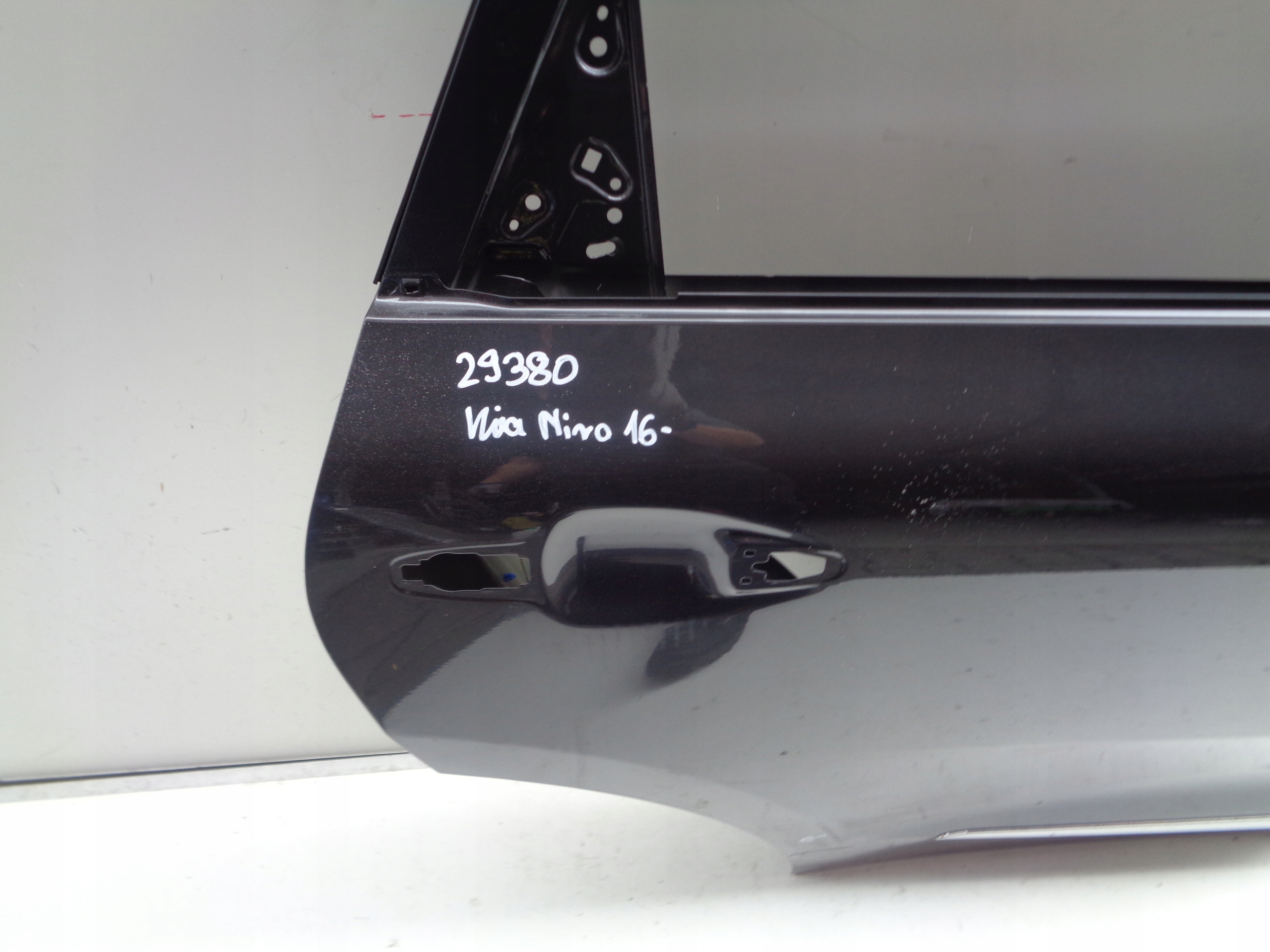 door right rear. KIA NIRO 16- NR 29380