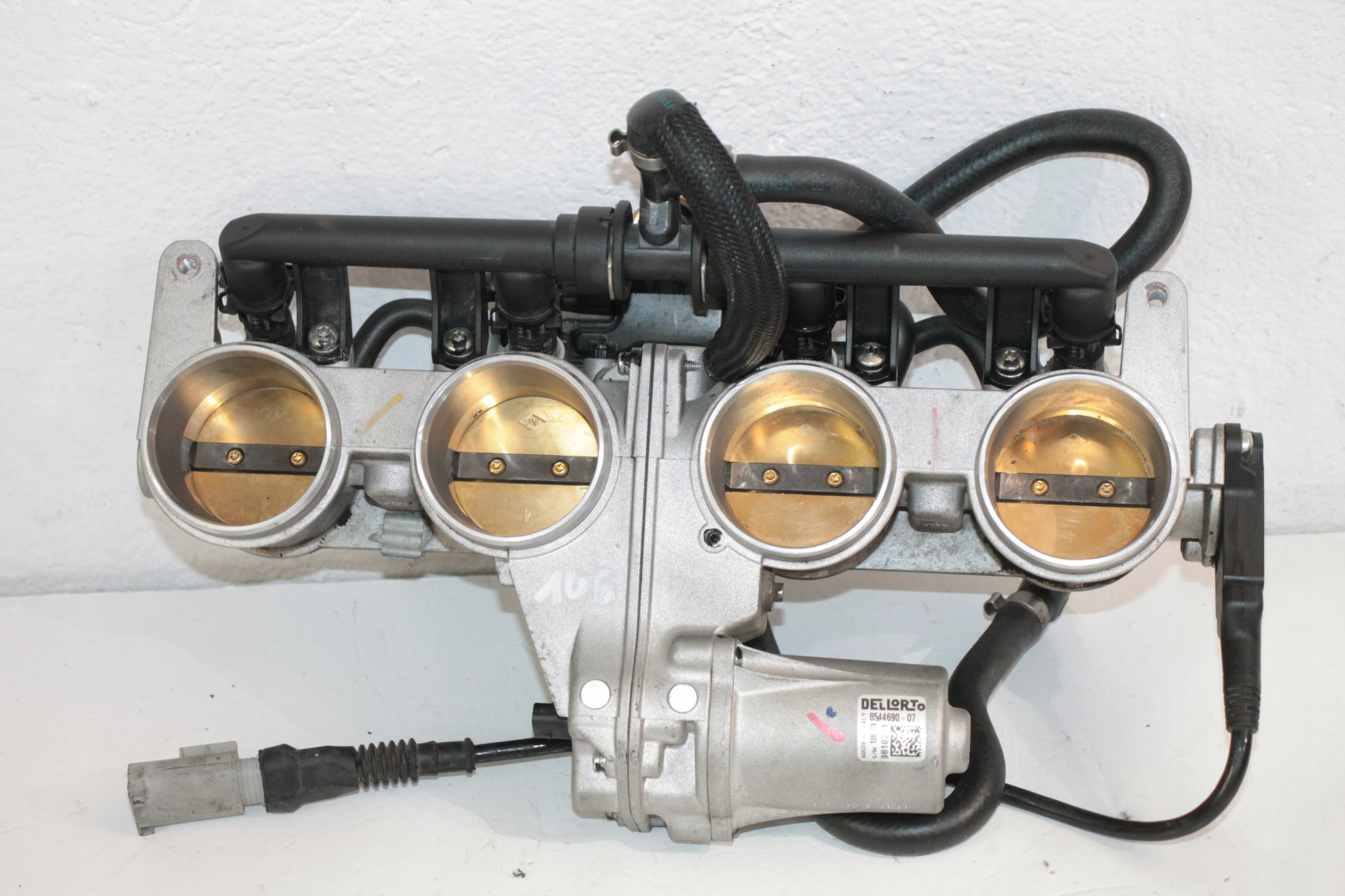 BMWS1000R 106 - BMW S 1000 R 16-20 ВПОРСКУВАННЯ ДРОСЕЛЬНОЇ ЗАСЛІНКИ