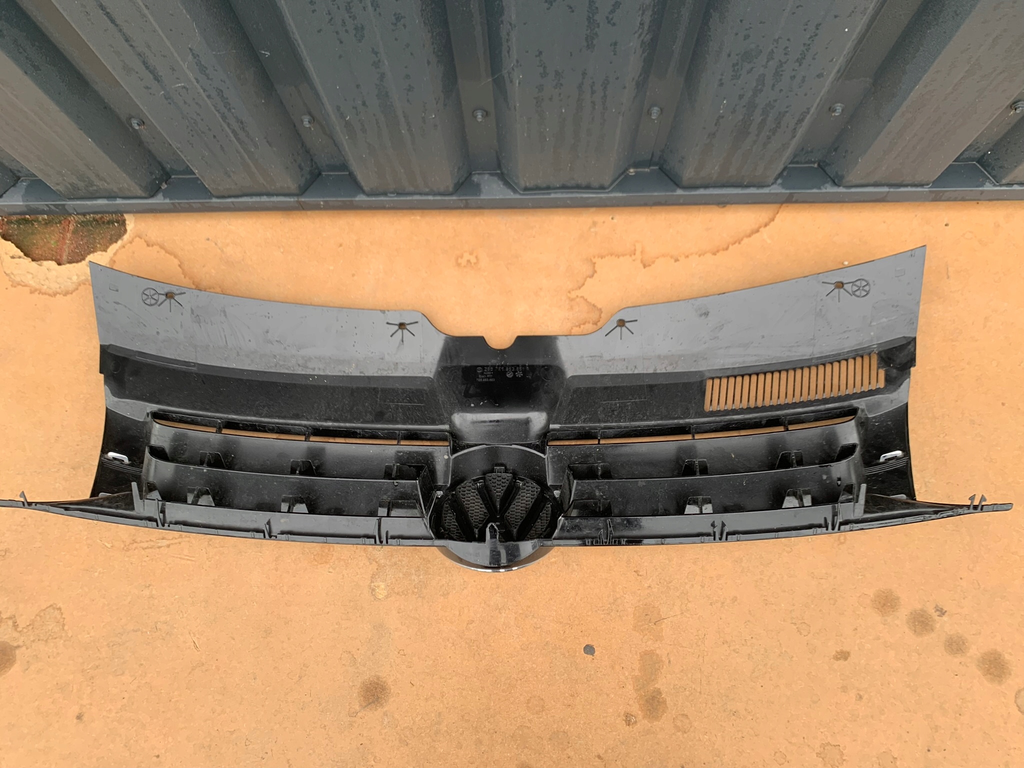 VW Transporter T5 Kühlergrill FRONTGRILL Kühlergitter 7E5853651DV - Thumbnail 5