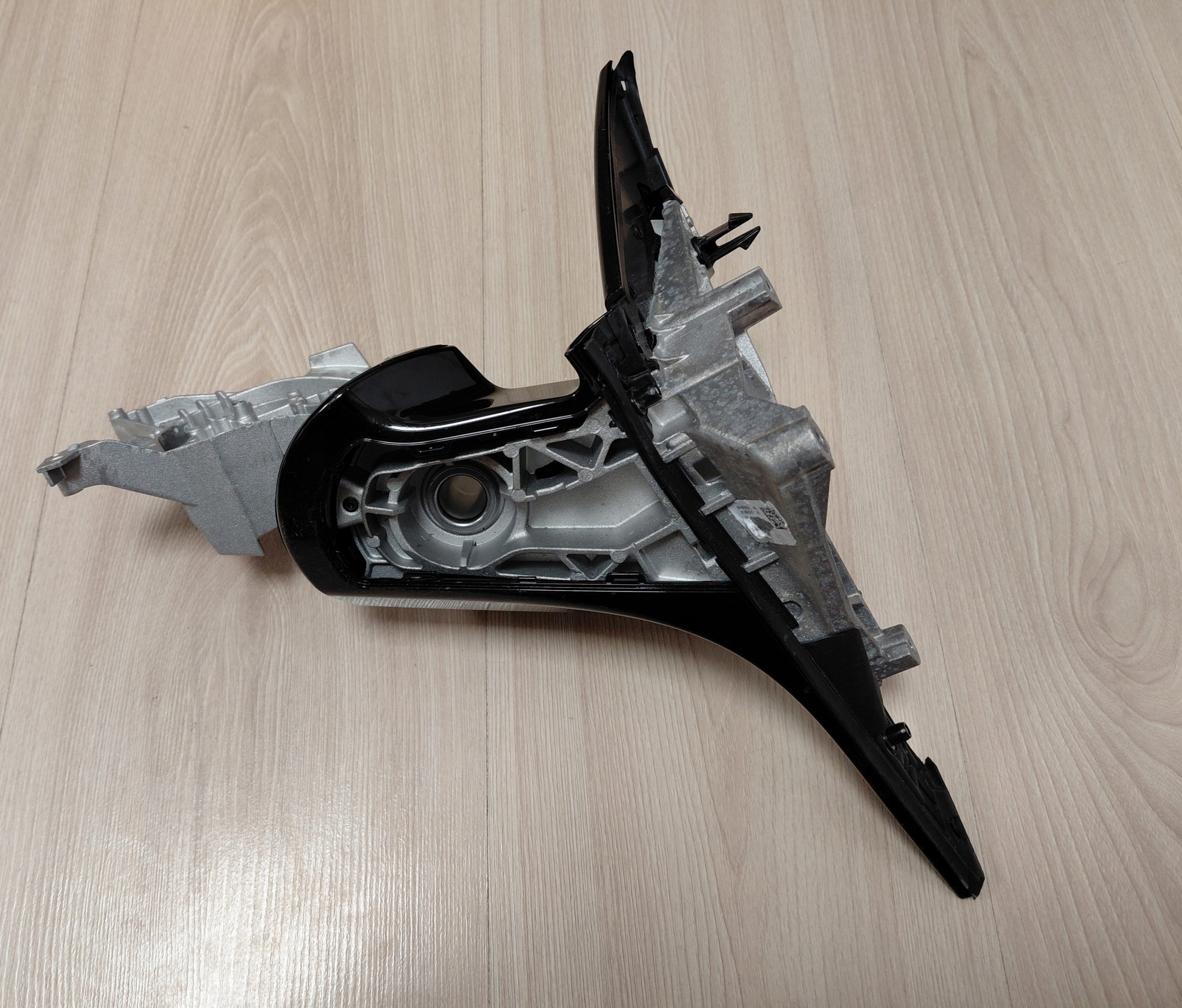 BMW 7 G70 G71 mirror left support EUROPA OE