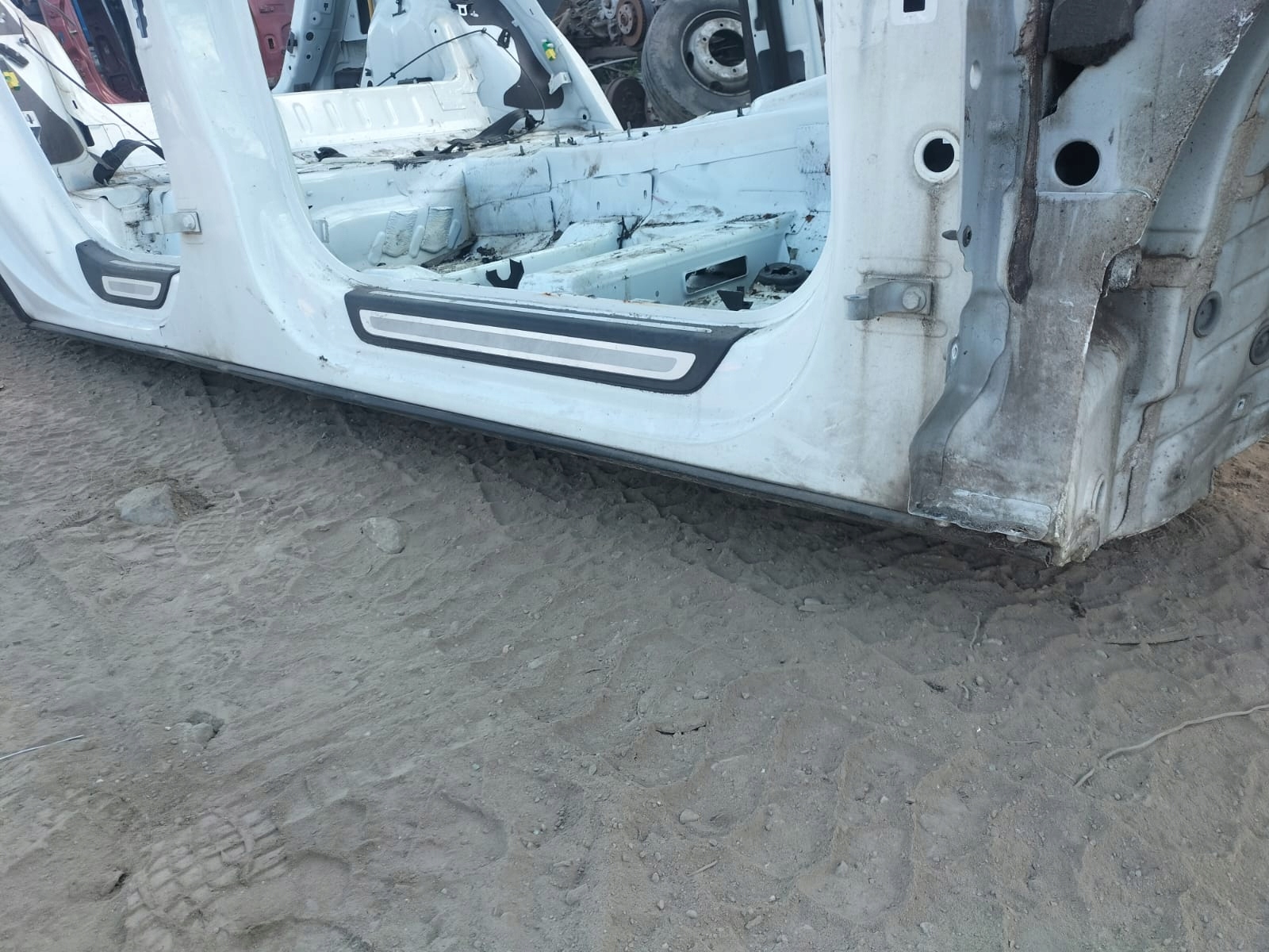 threshold right + pillar central AUDI Q5 8R LY9C