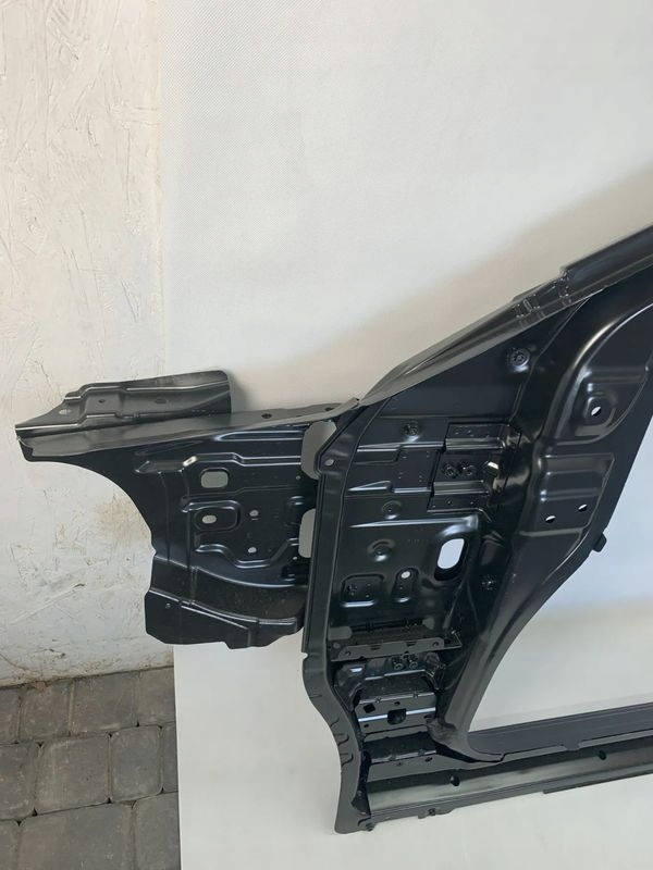 Nissan Navara NP300 pillar A B C threshold side