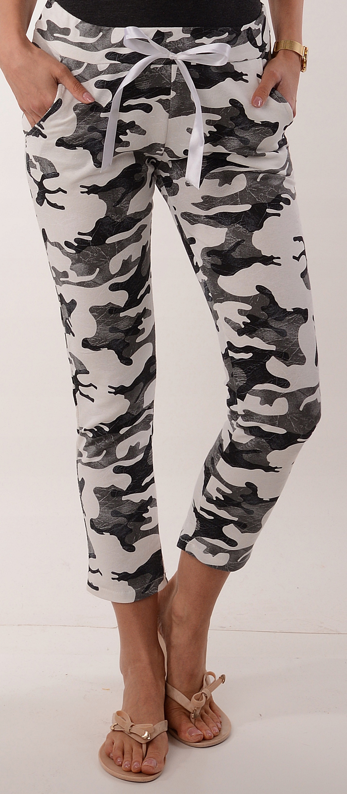 SPODNIE dresowe w kwiaty Włoski styl Wz11 Rozmiar M