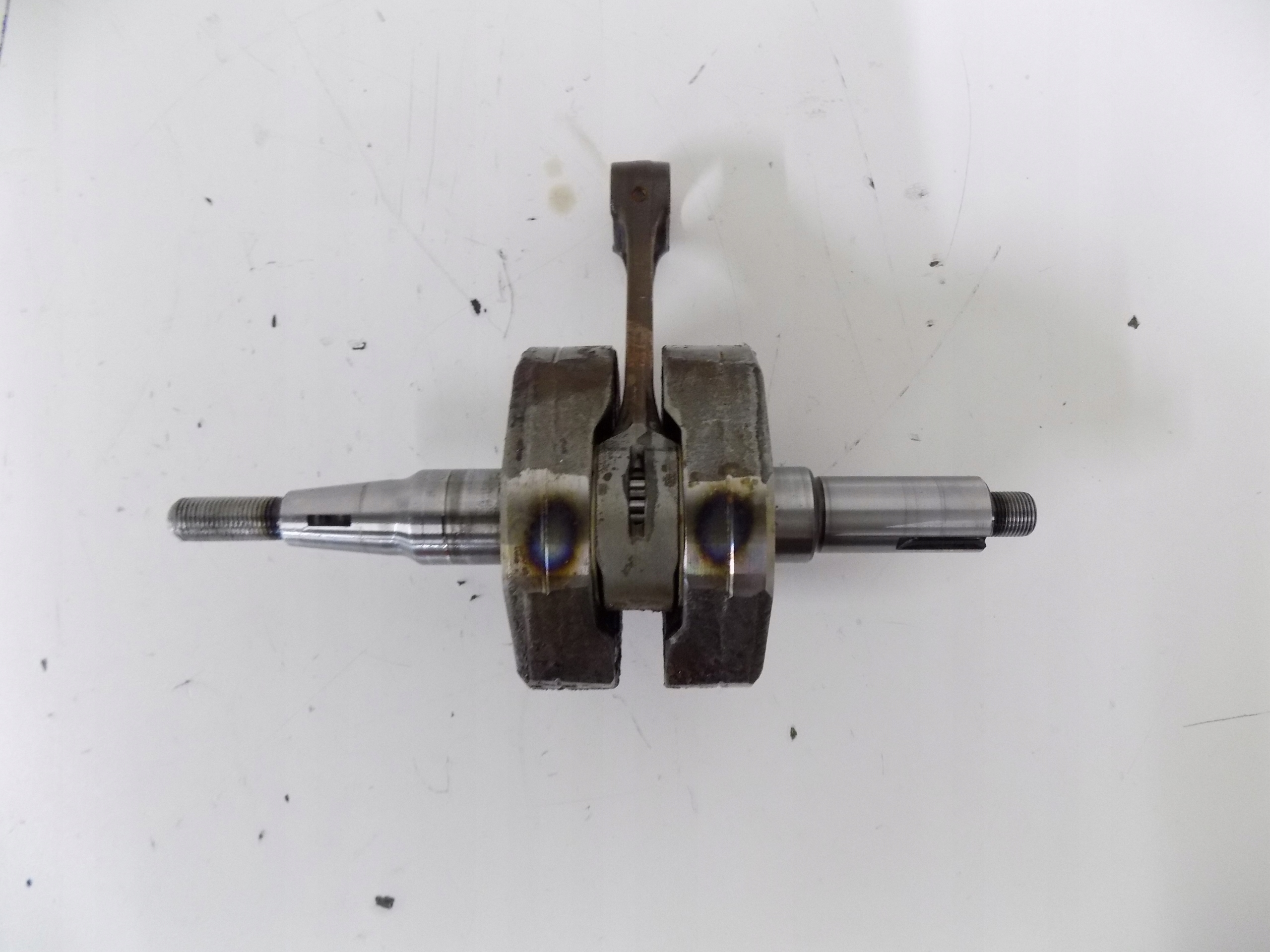 YAMAHA DT 125 4BL WAŁ KORBOWY