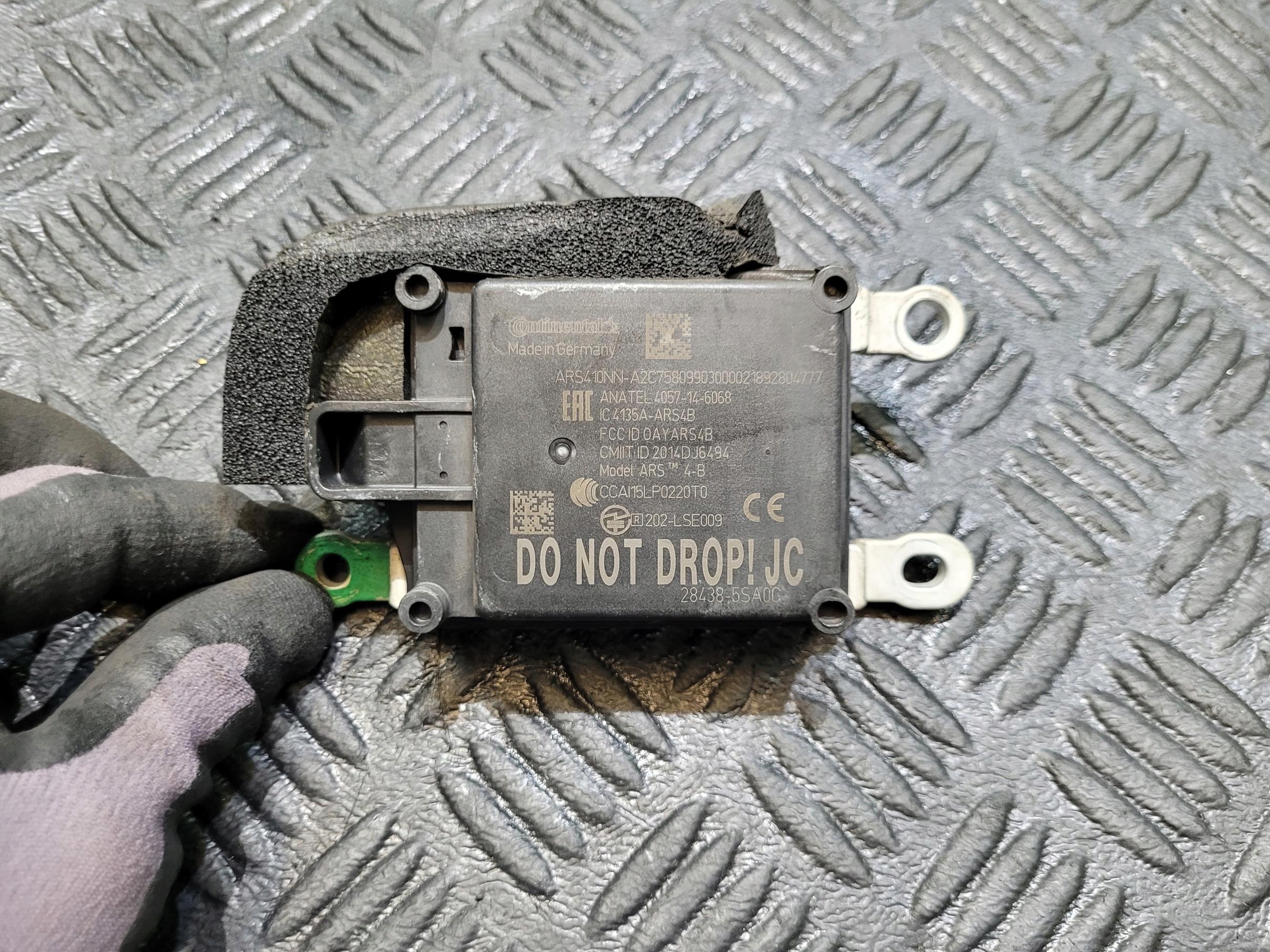 module control unit RADAR front DISTRONIC 28438-5SA0C NISSAN LEAF II ZE1