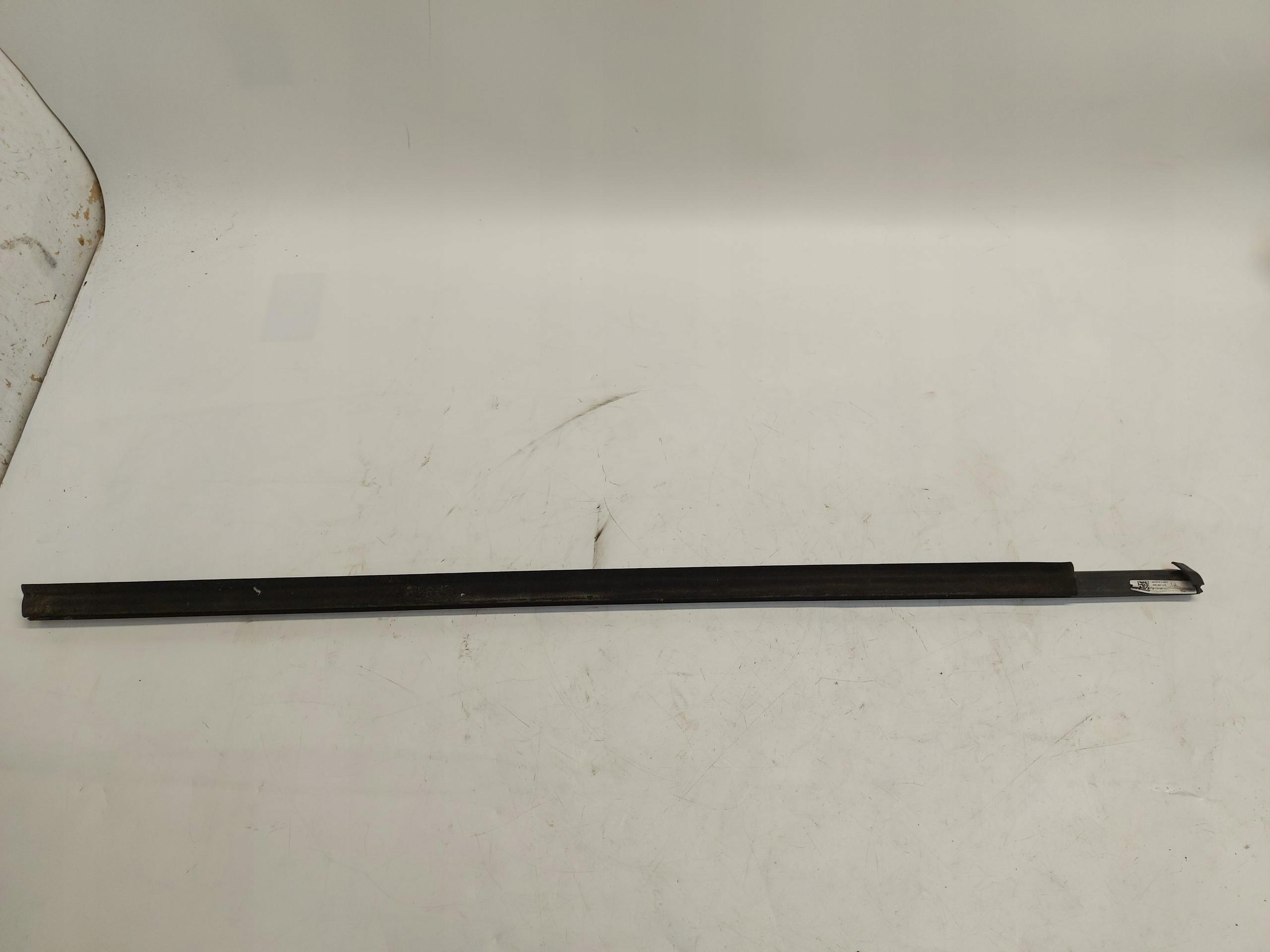 Audi Q8 E-TRON SUV 4KE moulding dust door windows left front 4ke837475