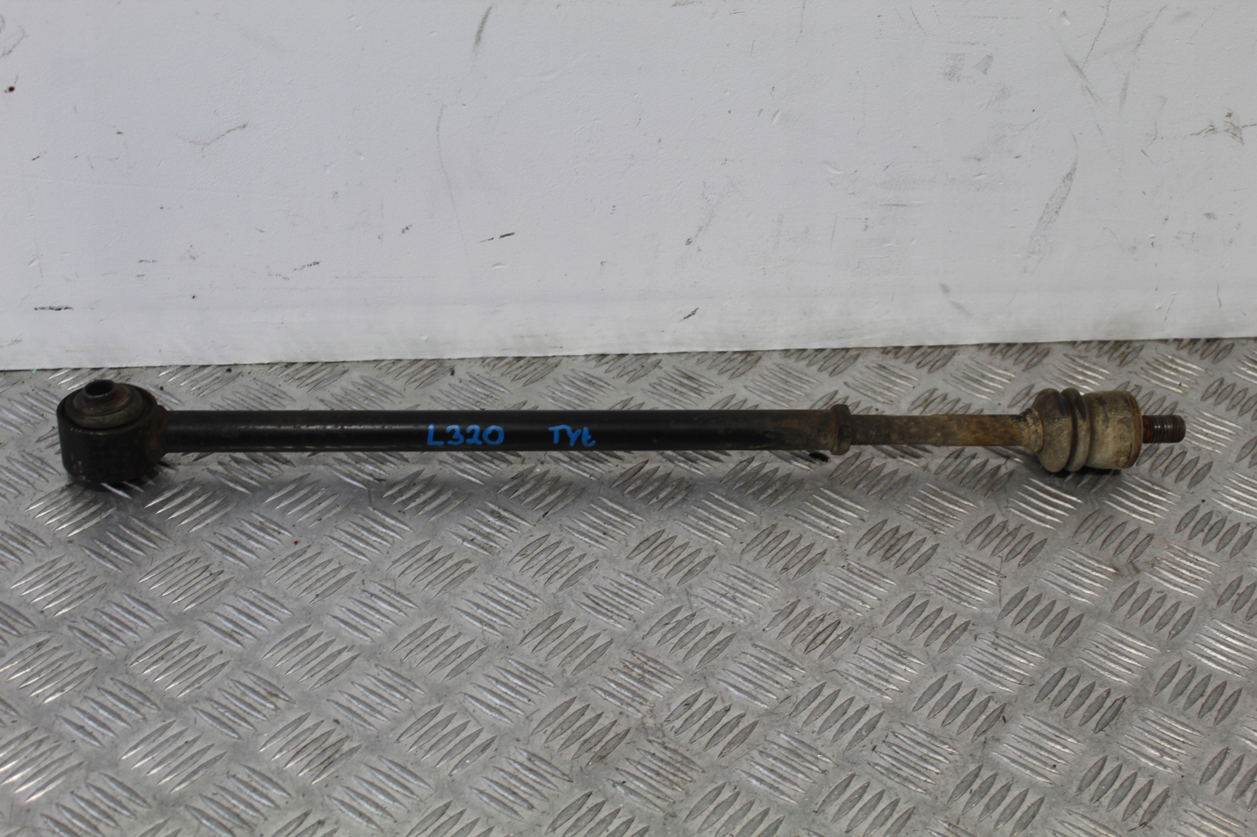QUERLENKER HECK HINTEN RANGE ROVER SPORT L320