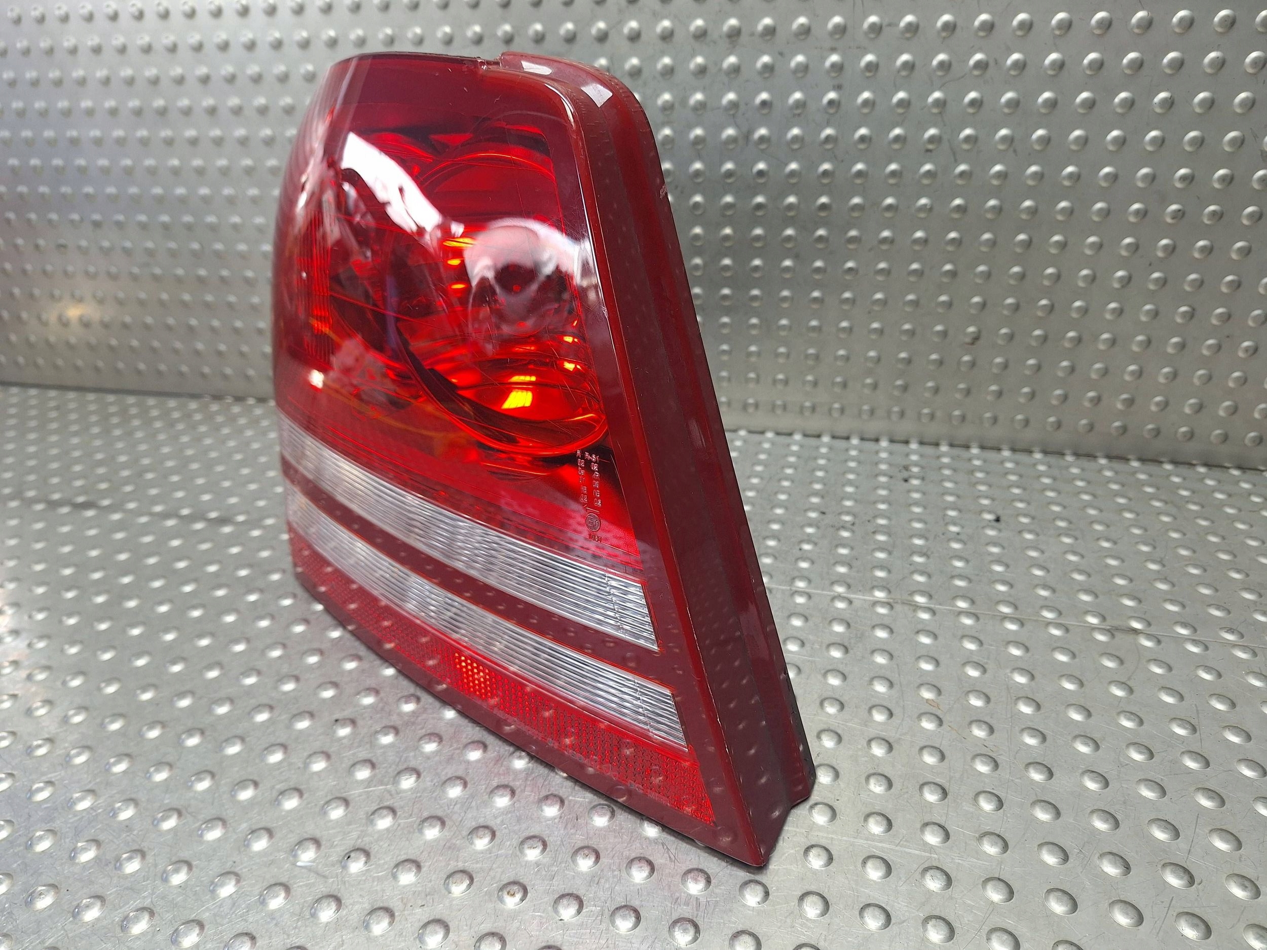 light rear part rear left DODGE AVENGER 07-10